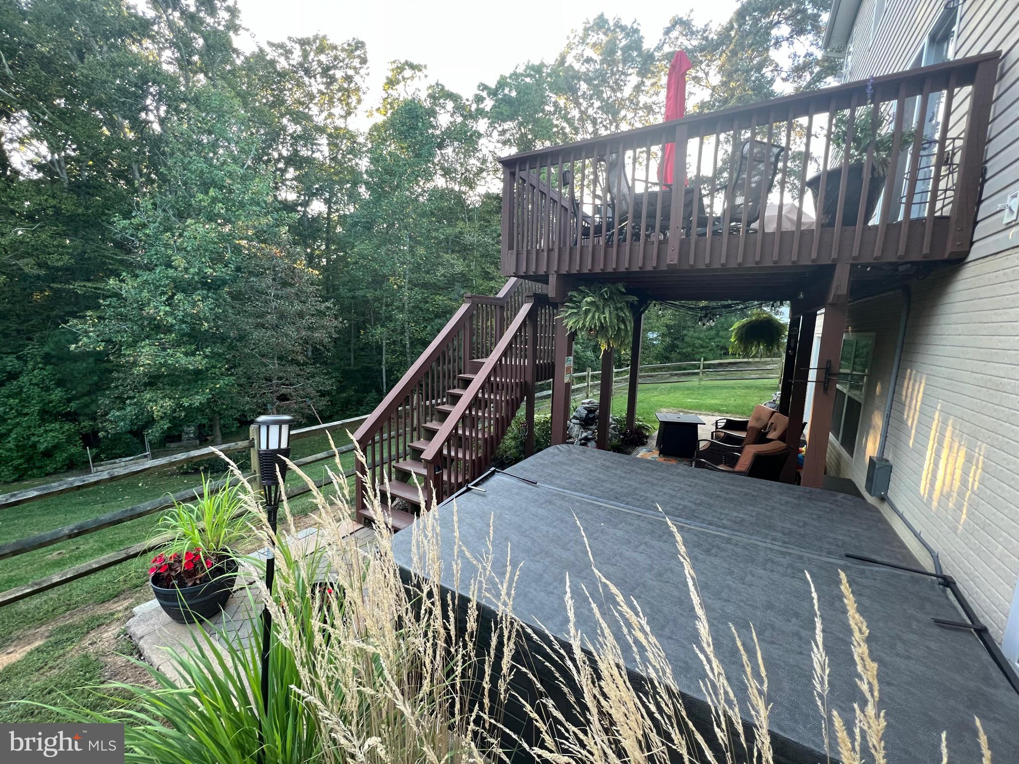 BEN OAKS - Residential