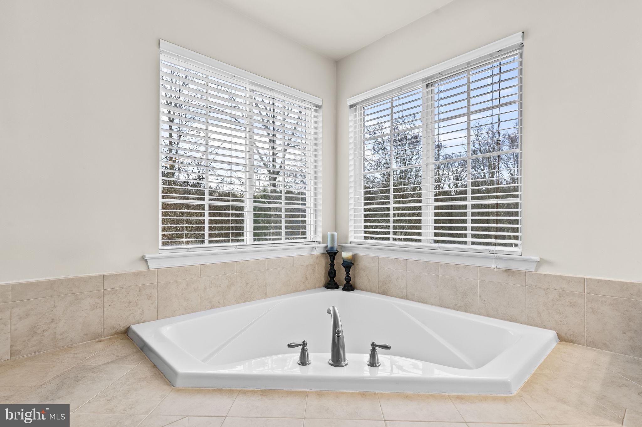 BEN OAKS - Residential