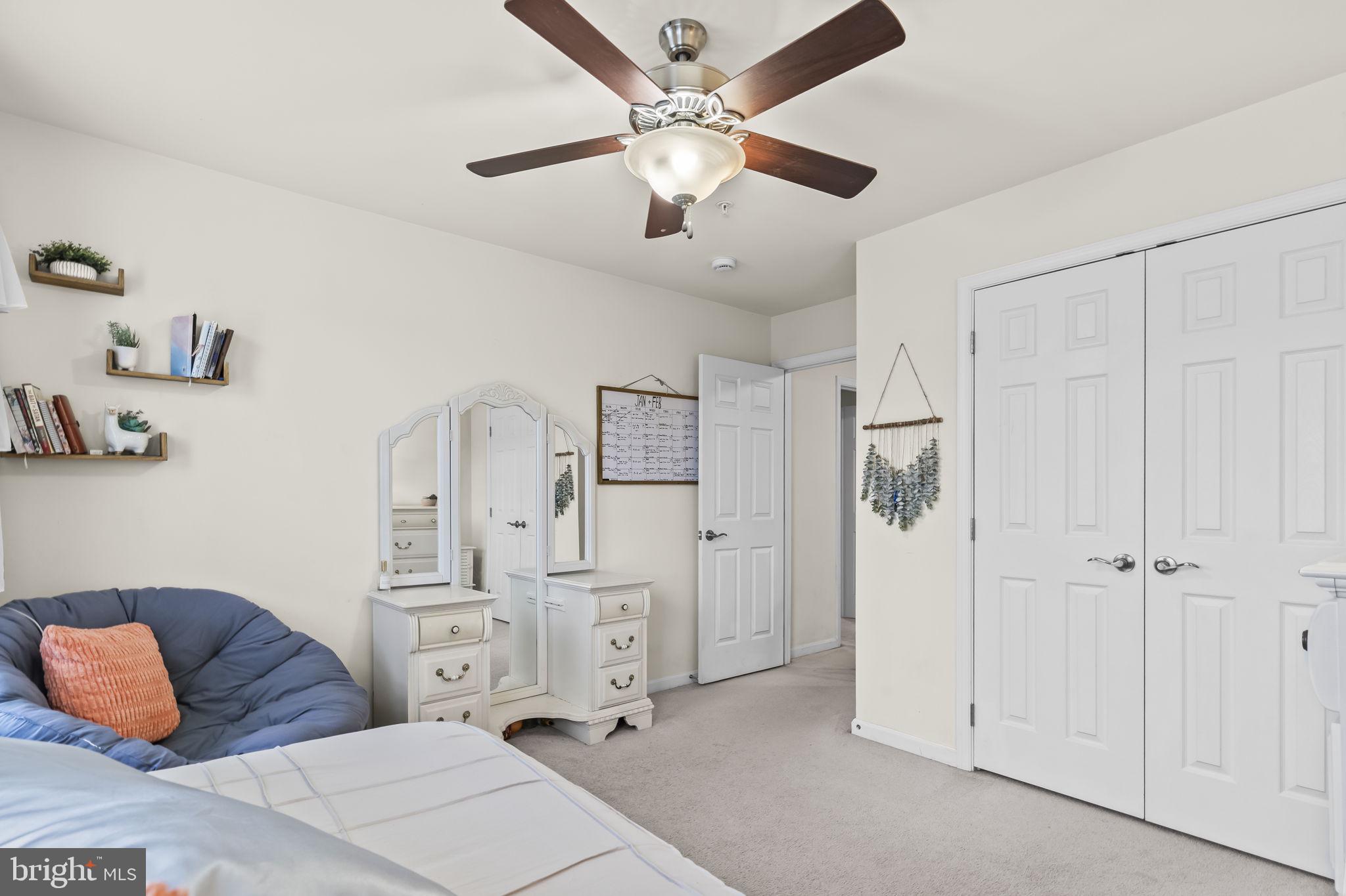 BEN OAKS - Residential