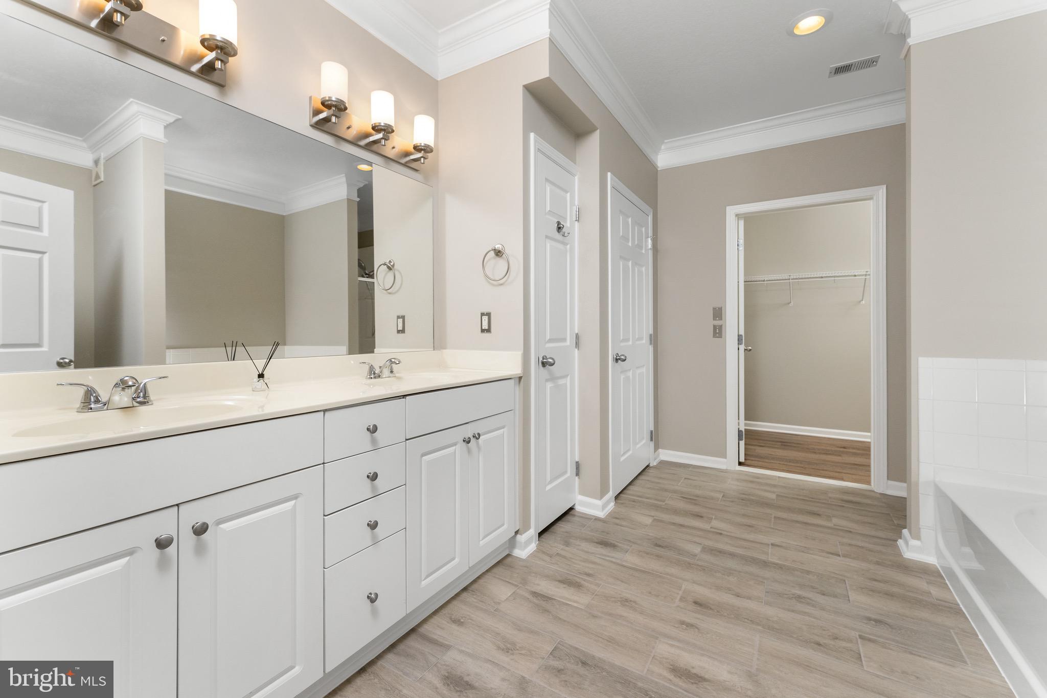 WESTCHESTER AT STRATFORD - Land