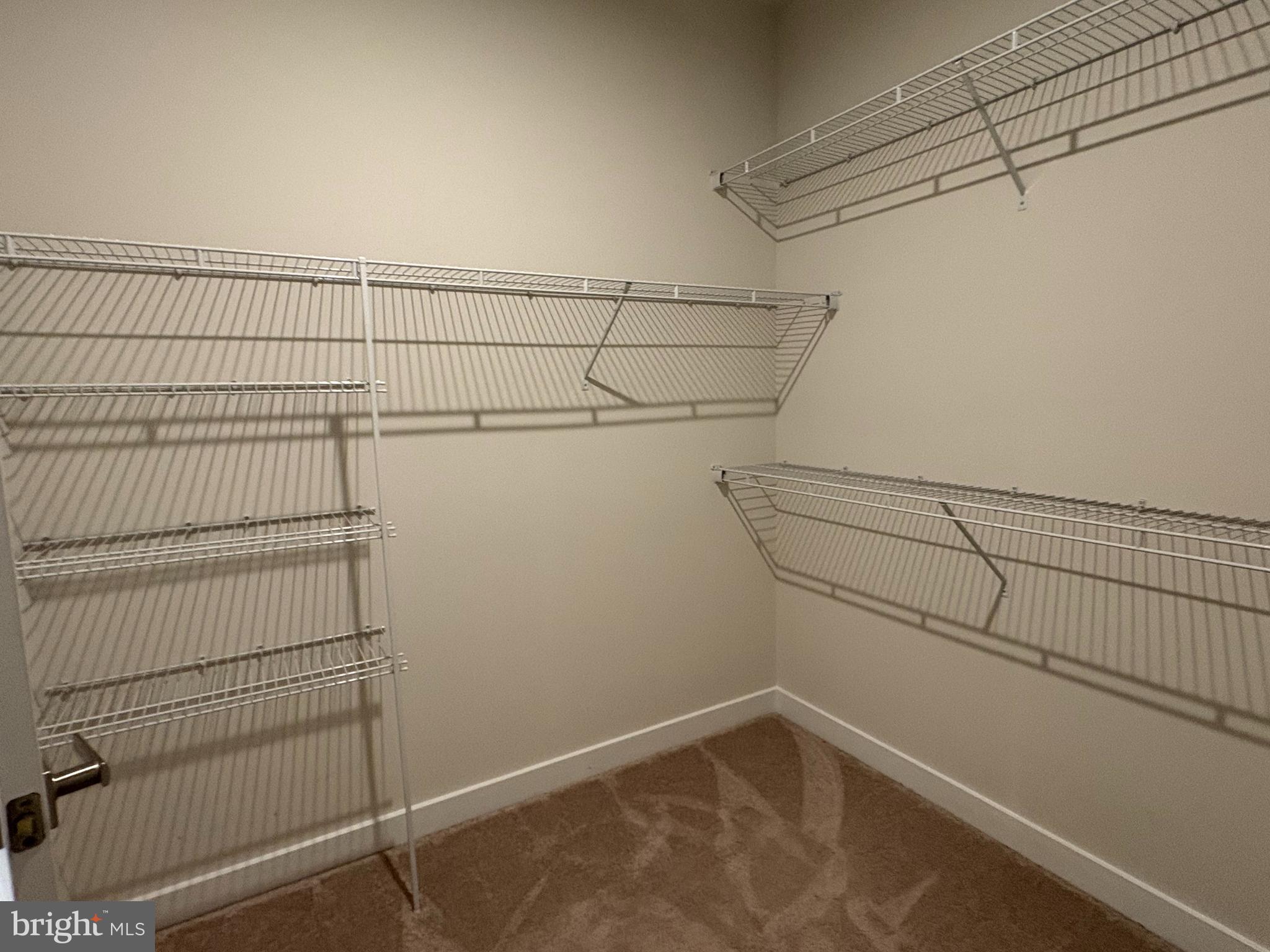 VILLAGES OF URBANA - Residential Lease