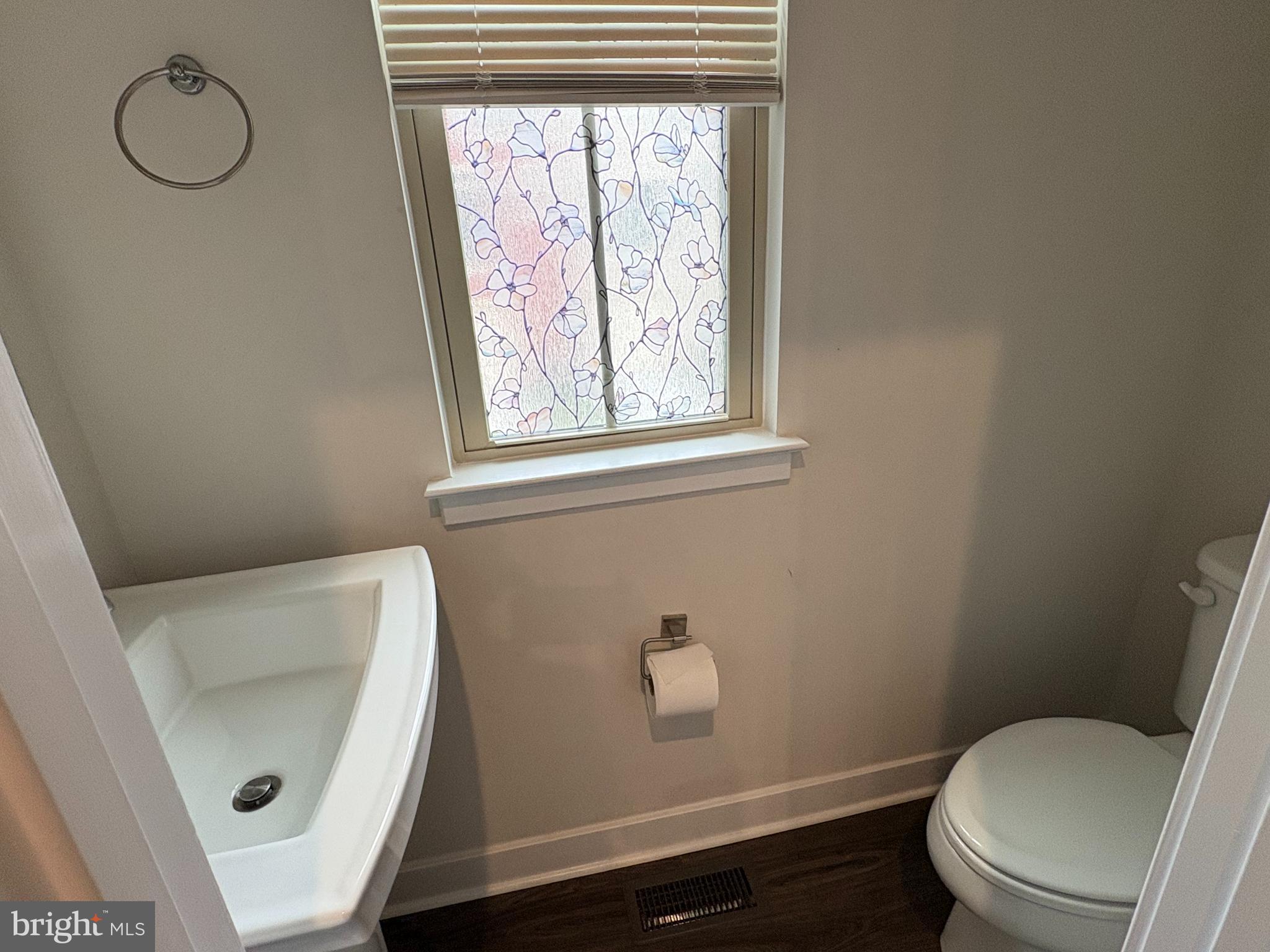 VILLAGES OF URBANA - Residential Lease