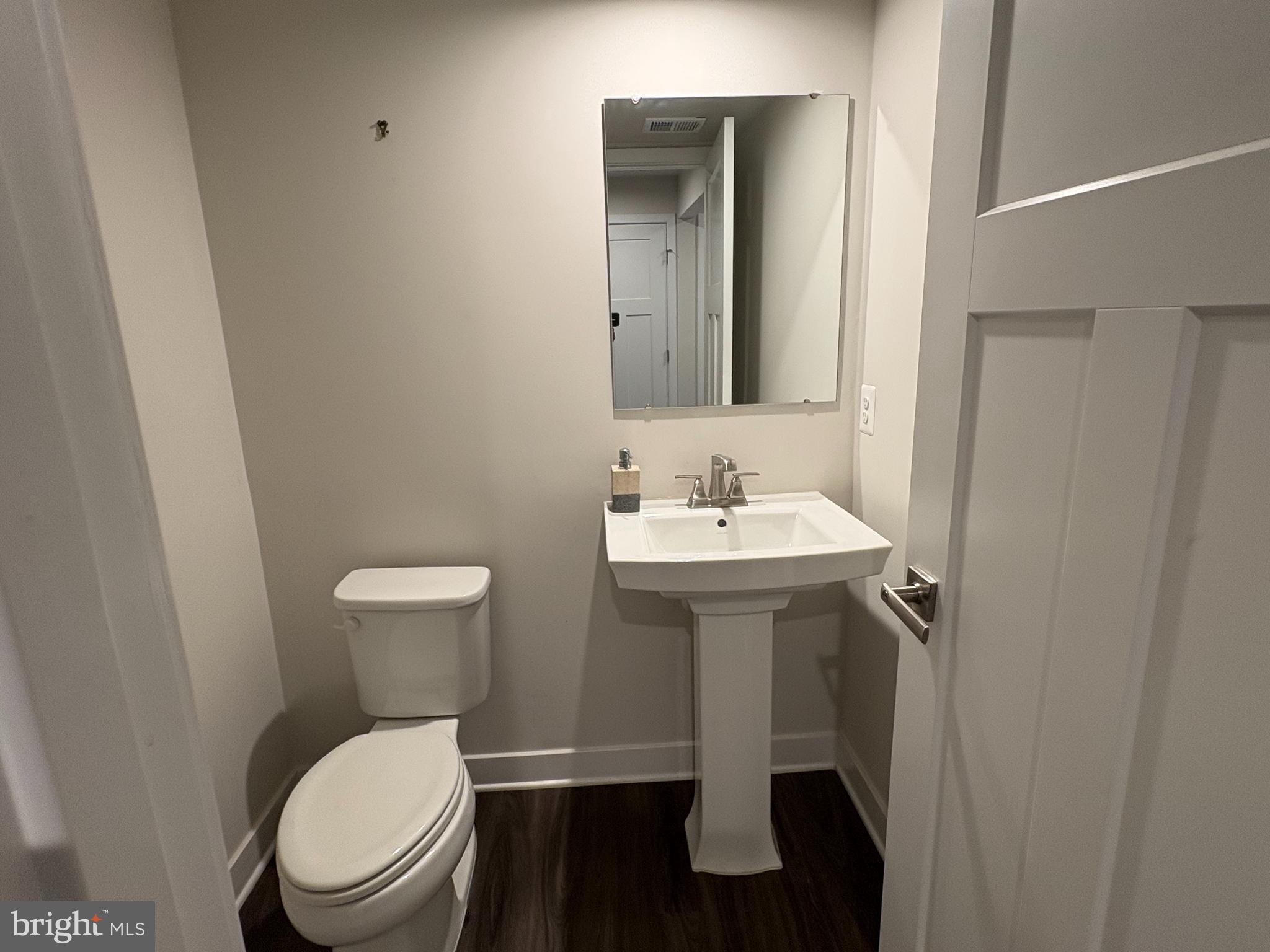 VILLAGES OF URBANA - Residential Lease