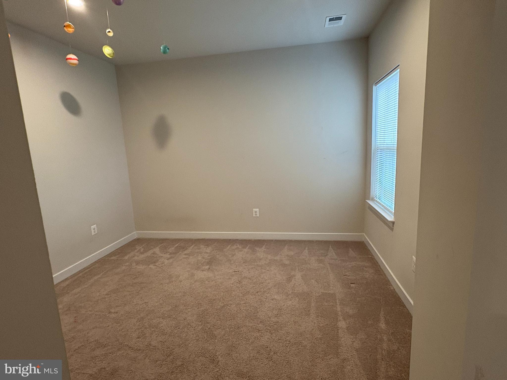 VILLAGES OF URBANA - Residential Lease