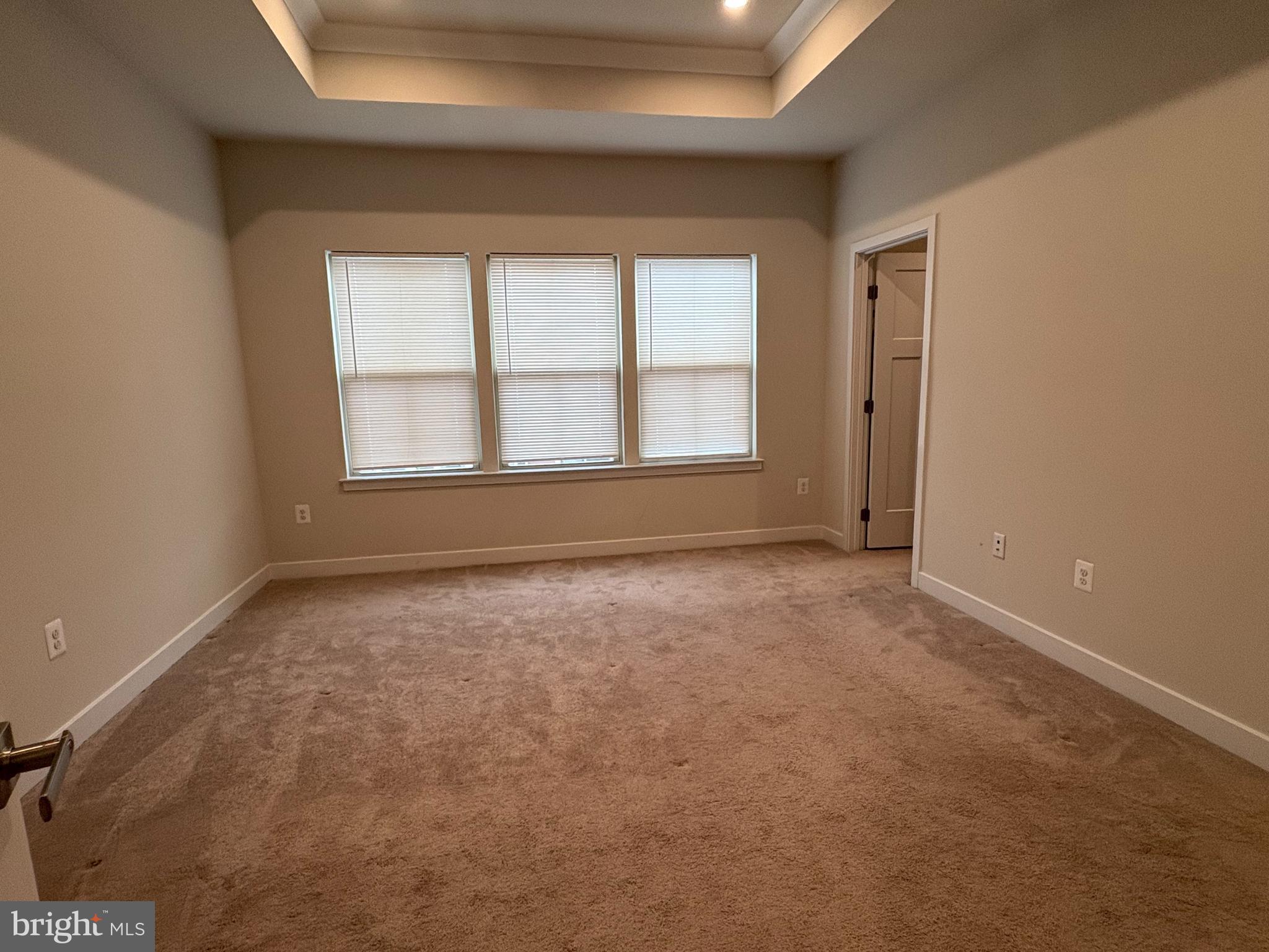 VILLAGES OF URBANA - Residential Lease