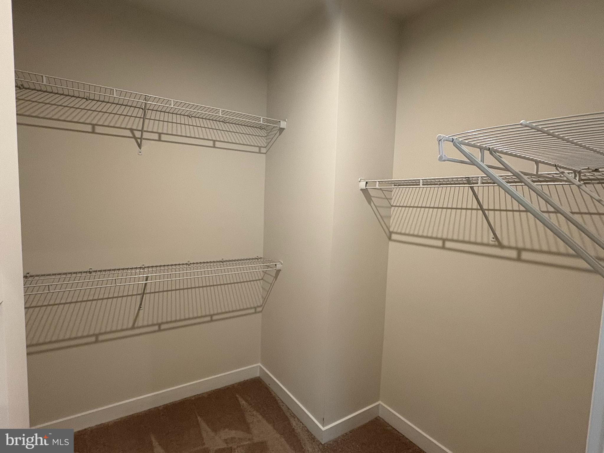 VILLAGES OF URBANA - Residential Lease