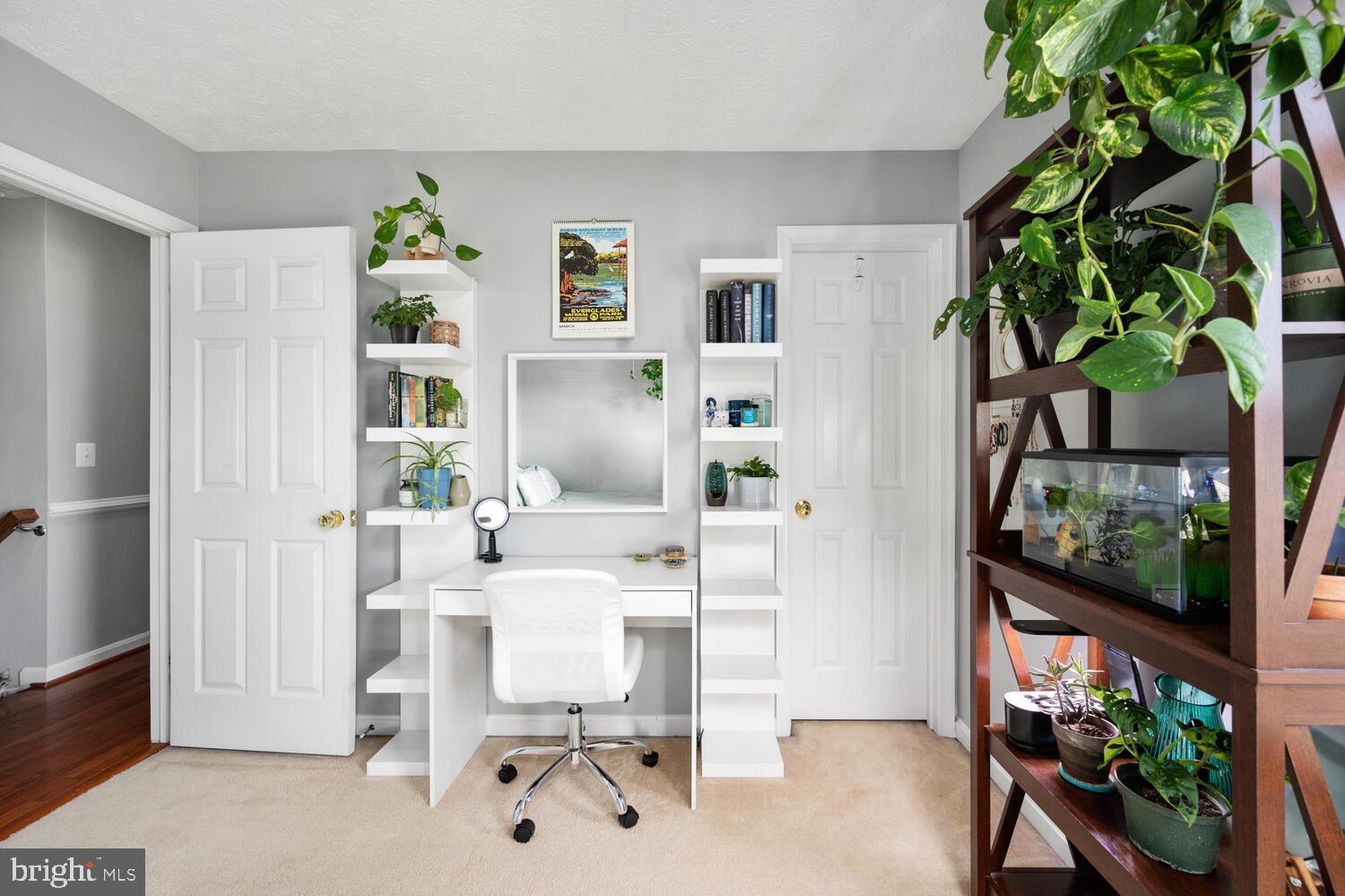 WILDERNESS SHORES - Residential