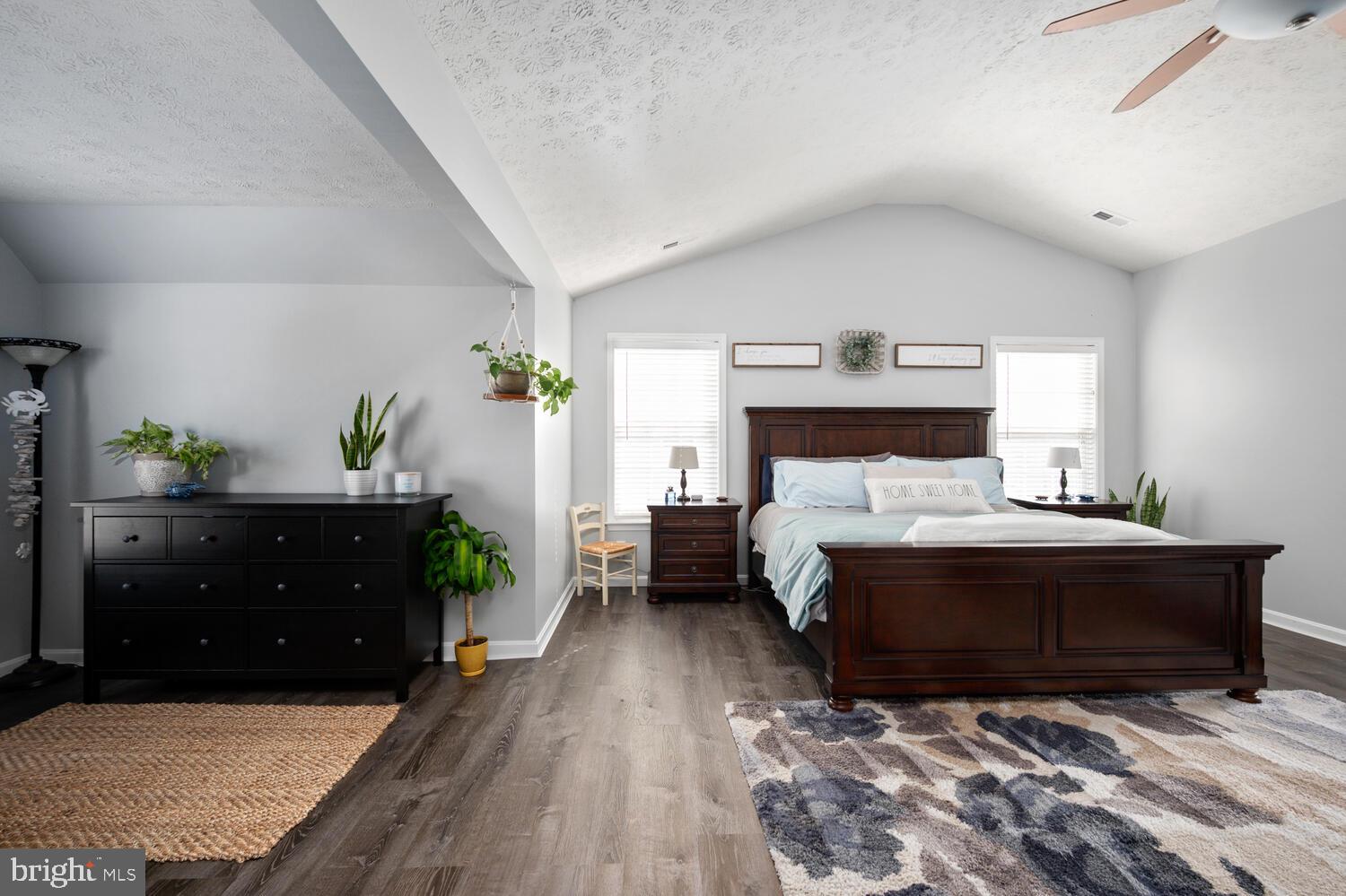 WILDERNESS SHORES - Residential