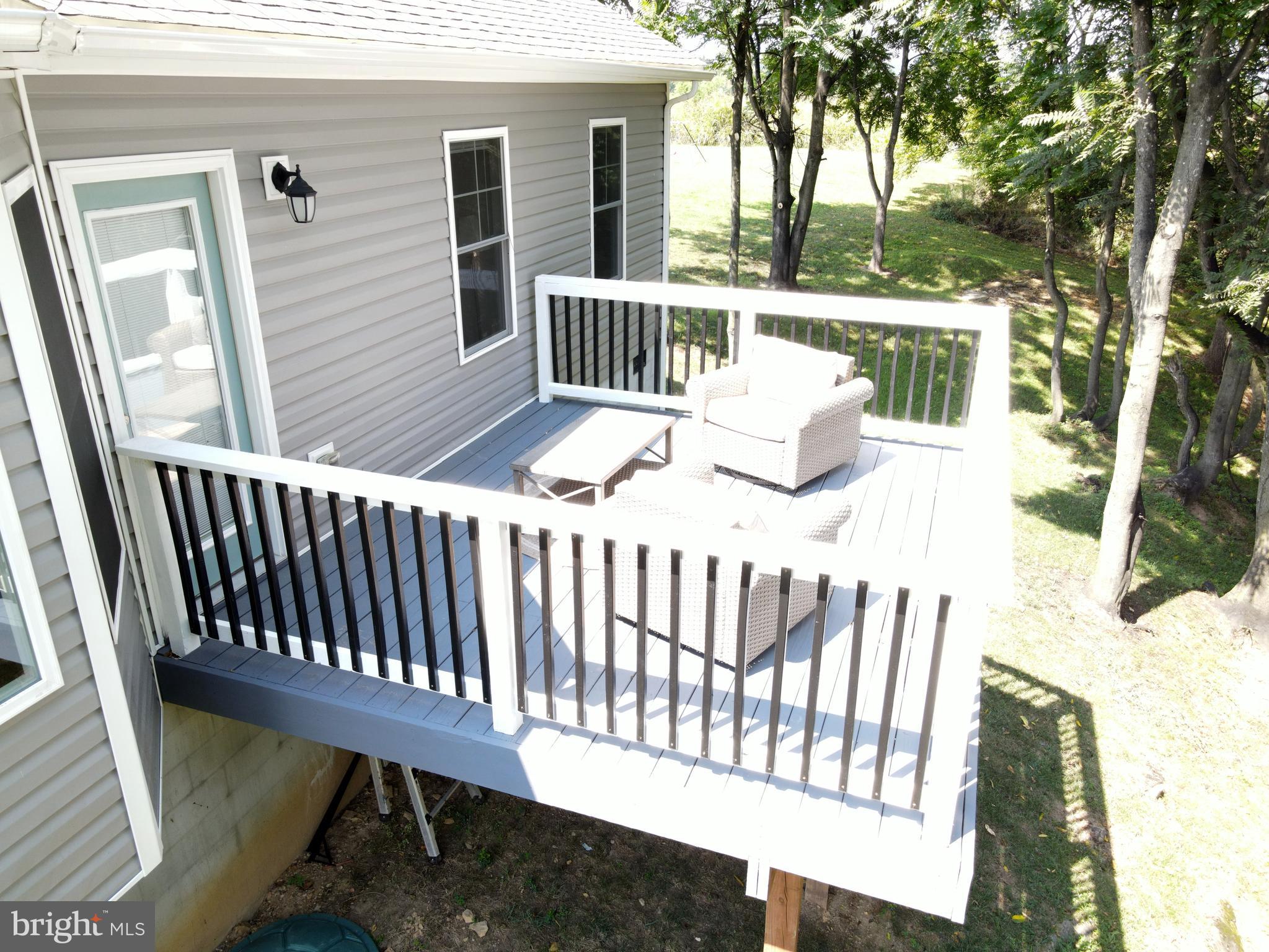 RED HILL - Residential