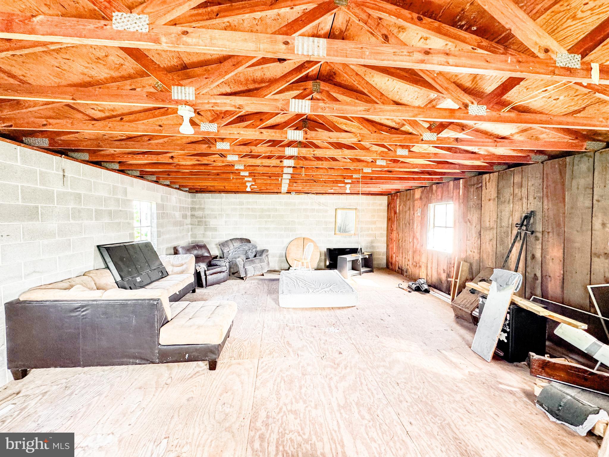 LEWISTOWN BORO - Residential