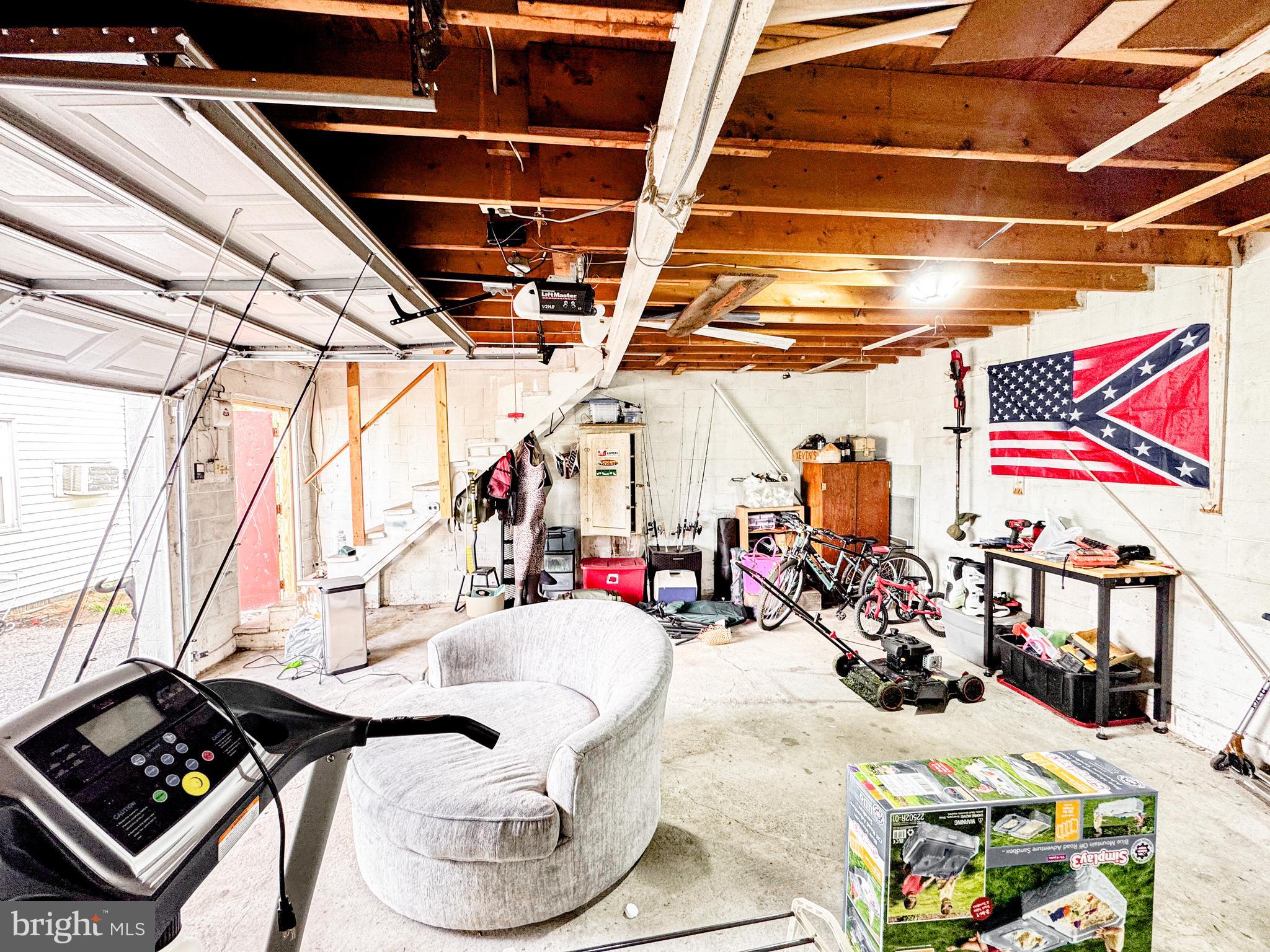 LEWISTOWN BORO - Residential