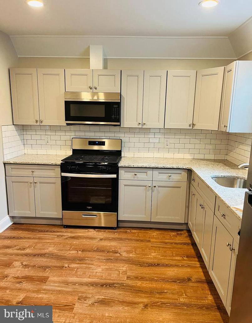 WESTBROOK PARK - Residential