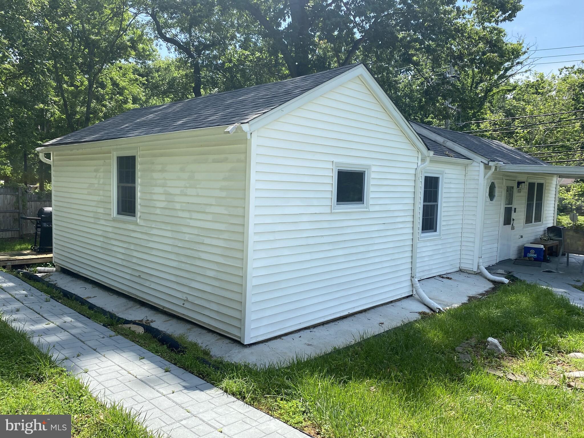 CHAPEL HILL - Residential Lease