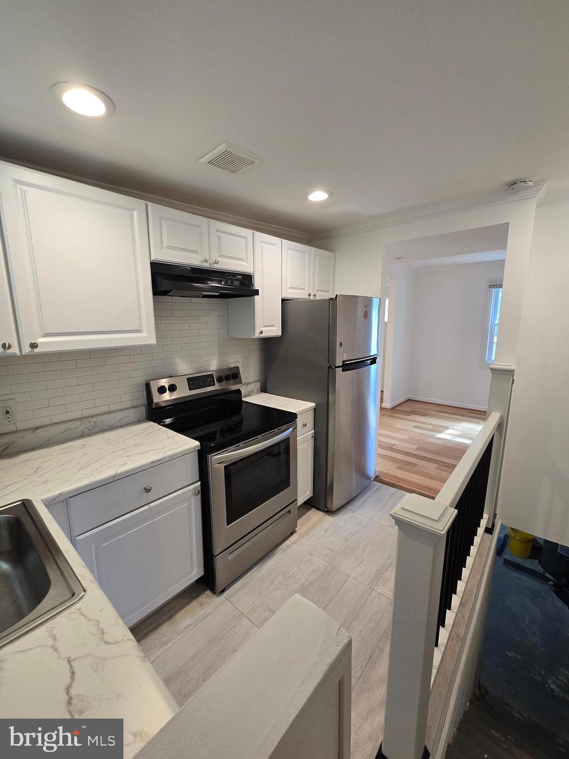 CHAPEL HILL - Residential Lease