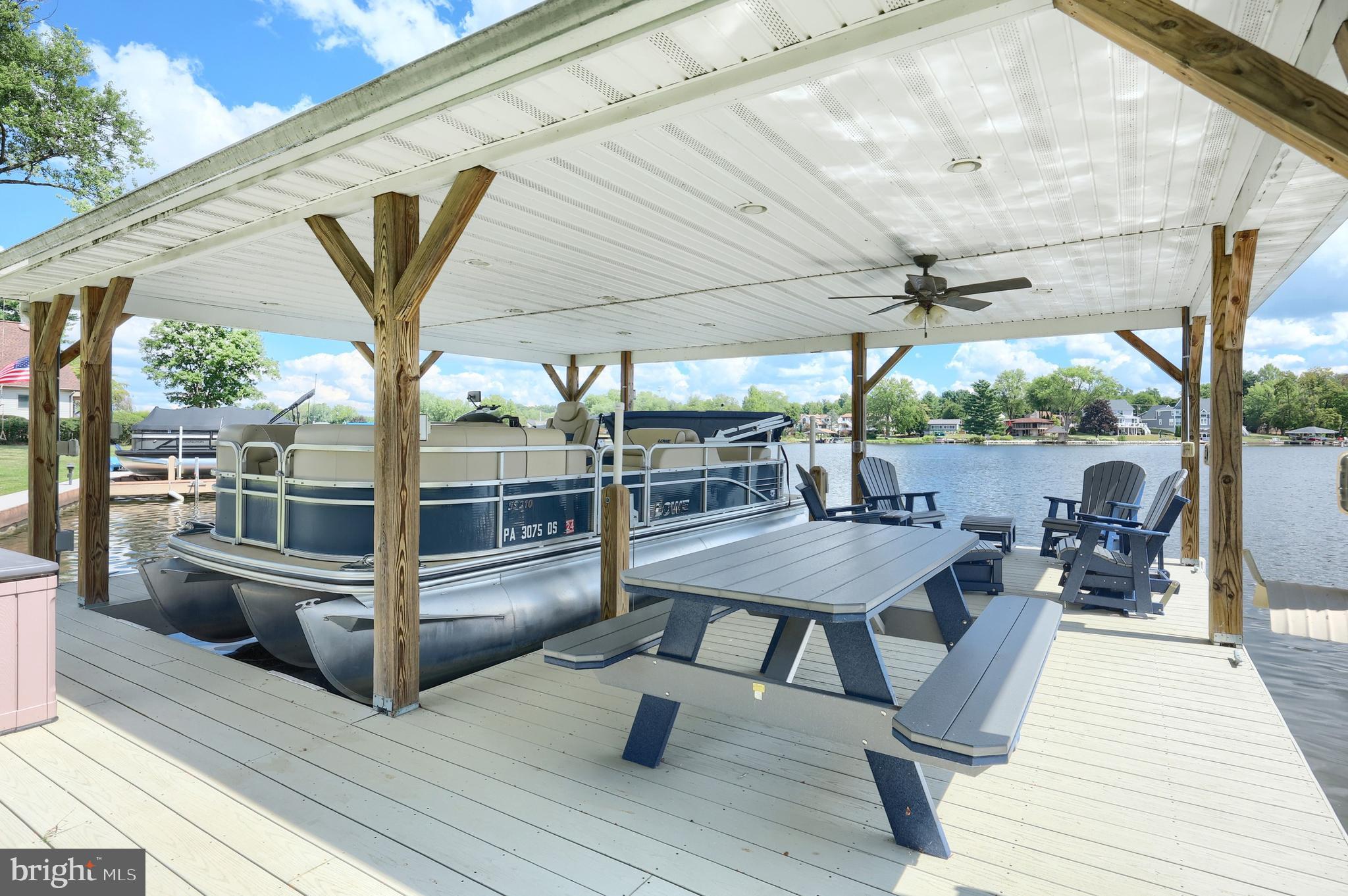 LAKE MEADE - Residential