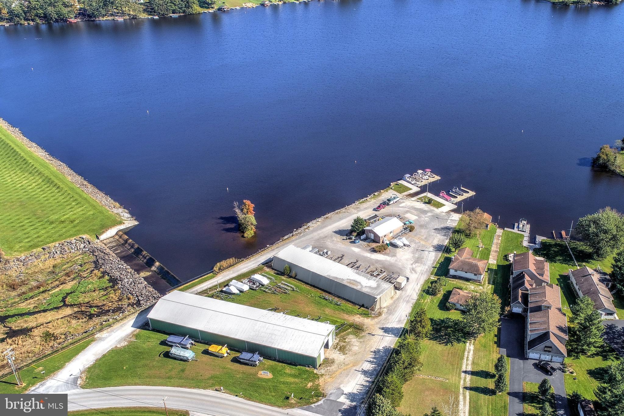 LAKE MEADE - Residential