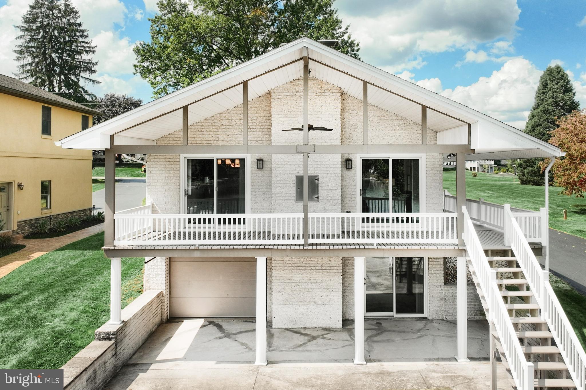 428 LAKE MEADE DRIVE