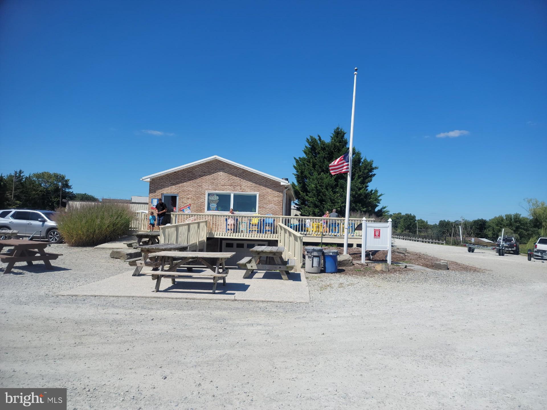 LAKE MEADE - Residential