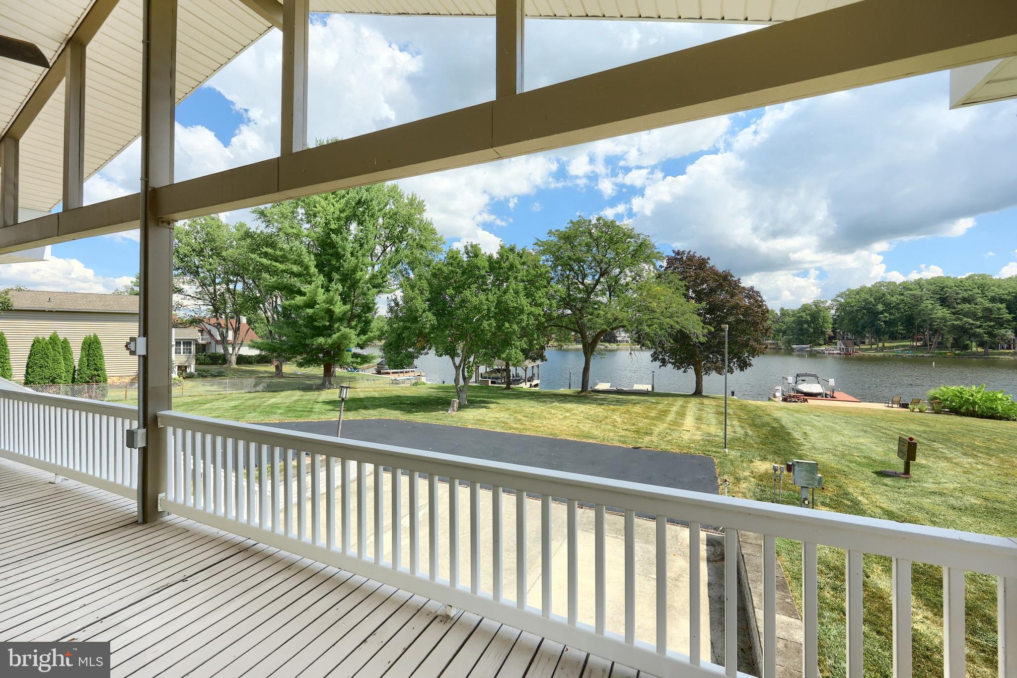 LAKE MEADE - Residential