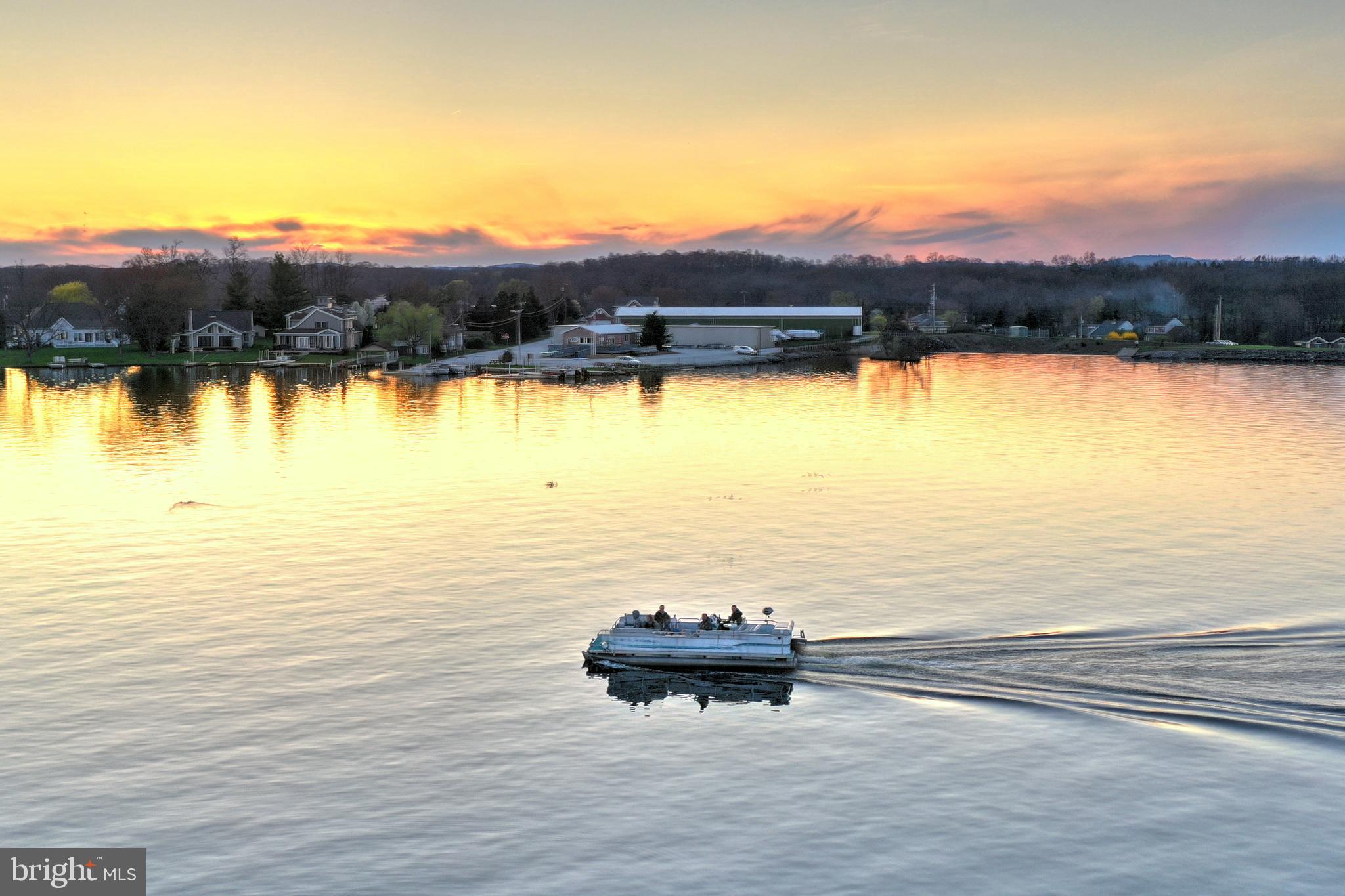 LAKE MEADE - Residential