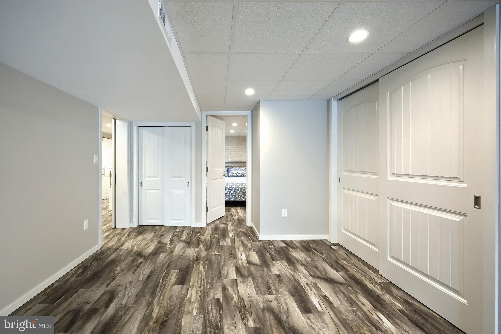 LAKE MEADE - Residential