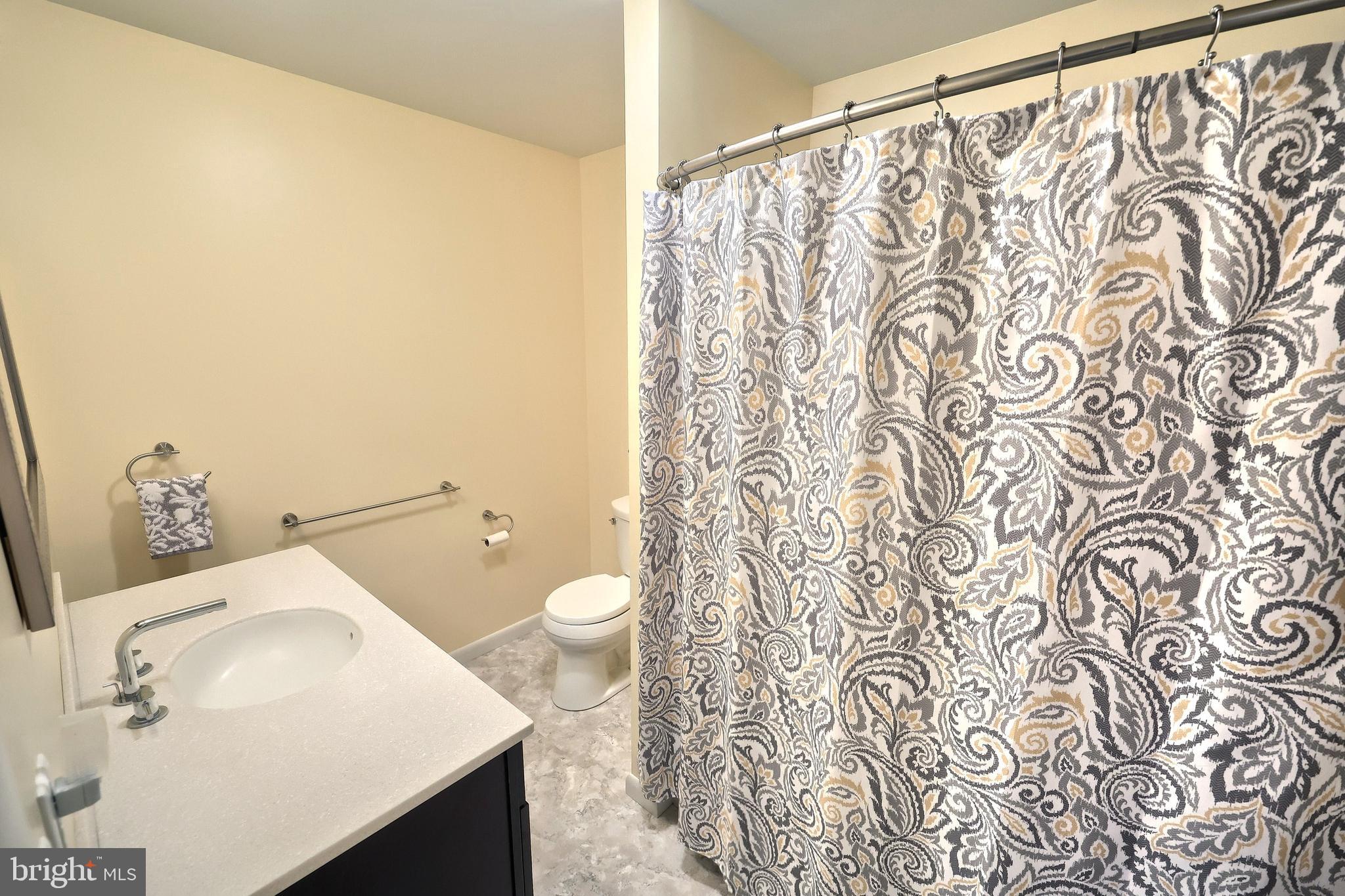 LAKE MEADE - Residential