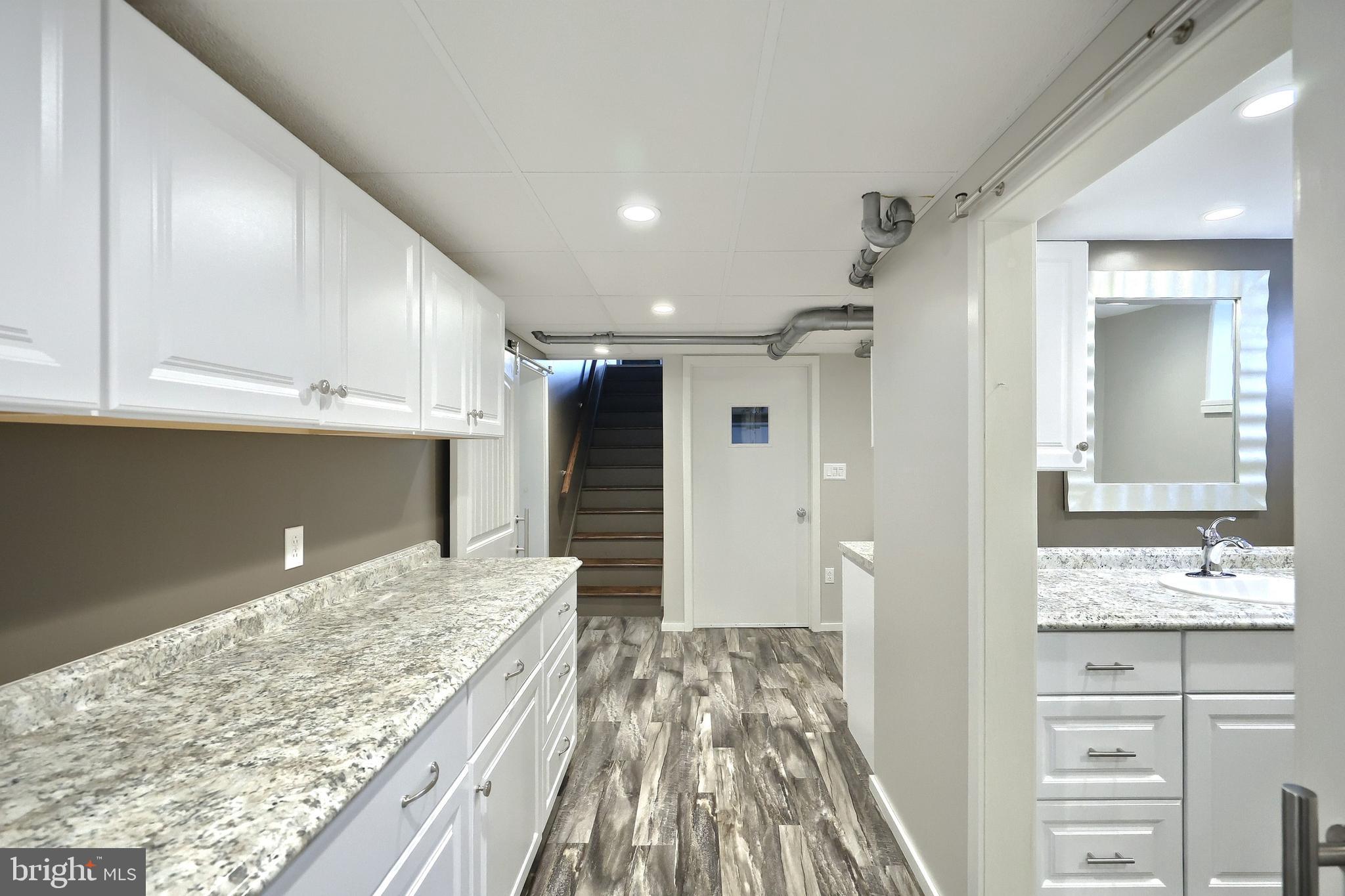 LAKE MEADE - Residential