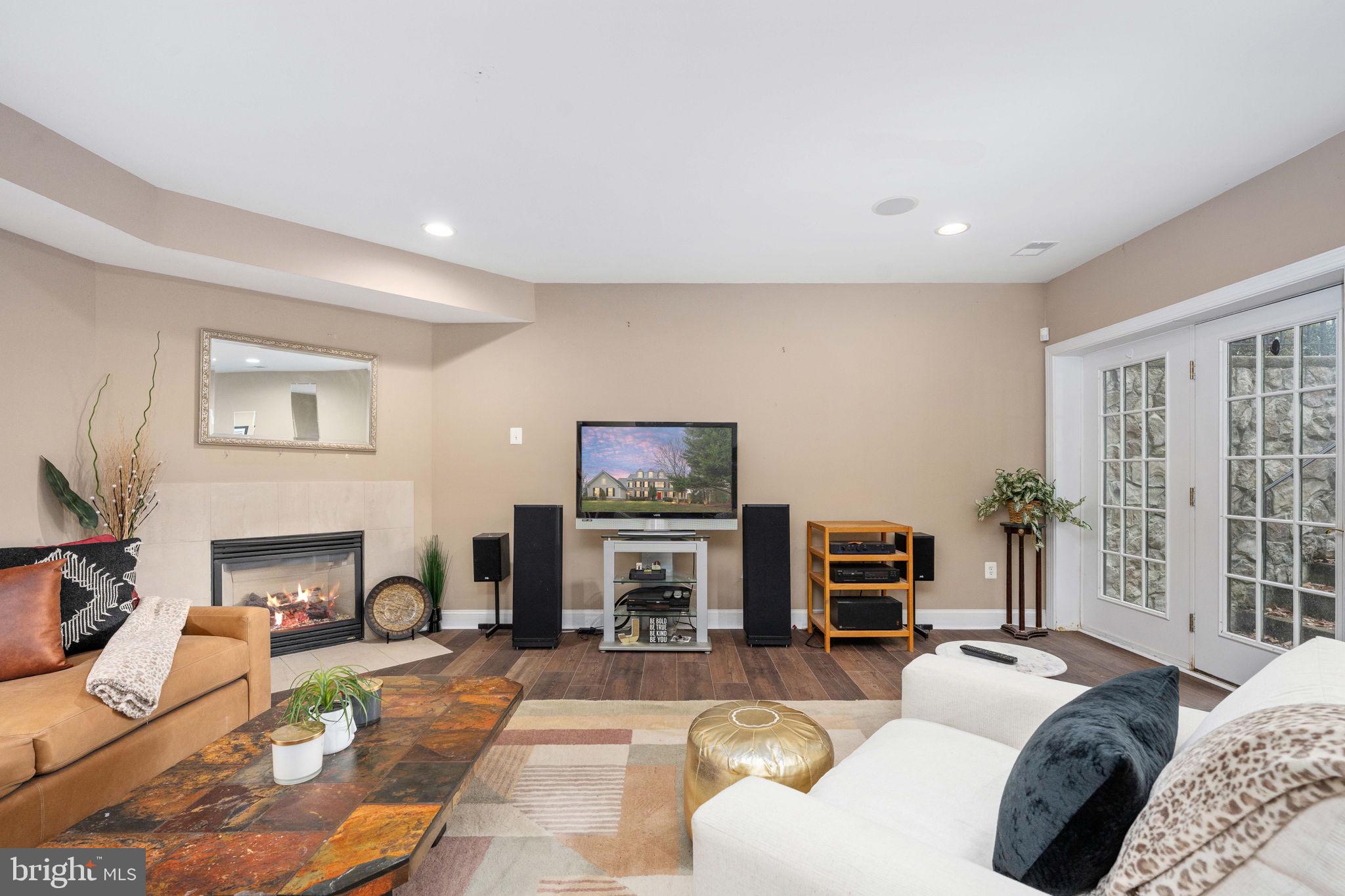 FAWN LAKE - Residential