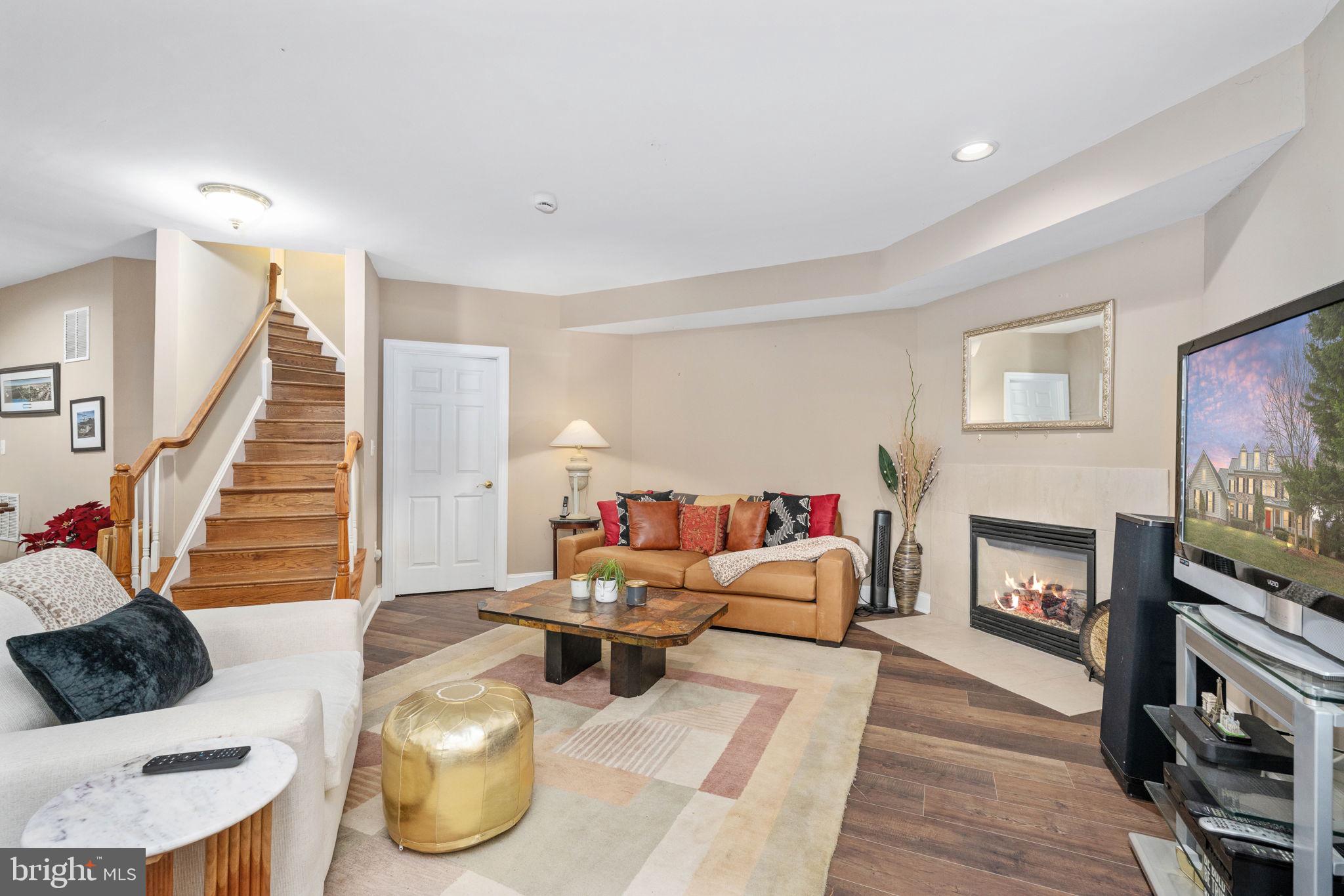 FAWN LAKE - Residential