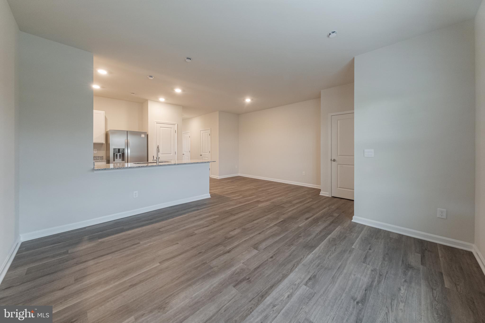 VALLEY VIEW - Residential Lease