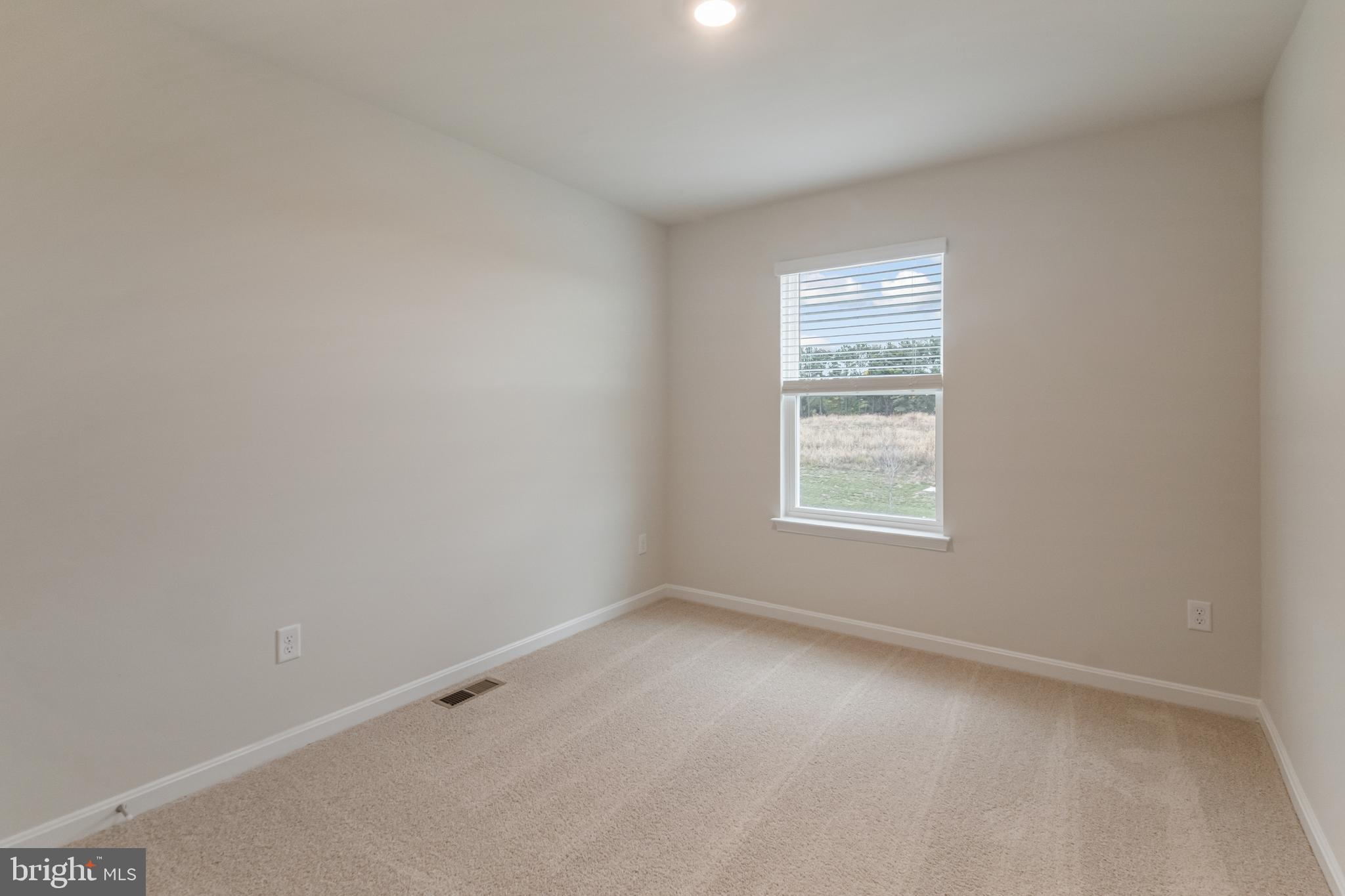 VALLEY VIEW - Residential Lease