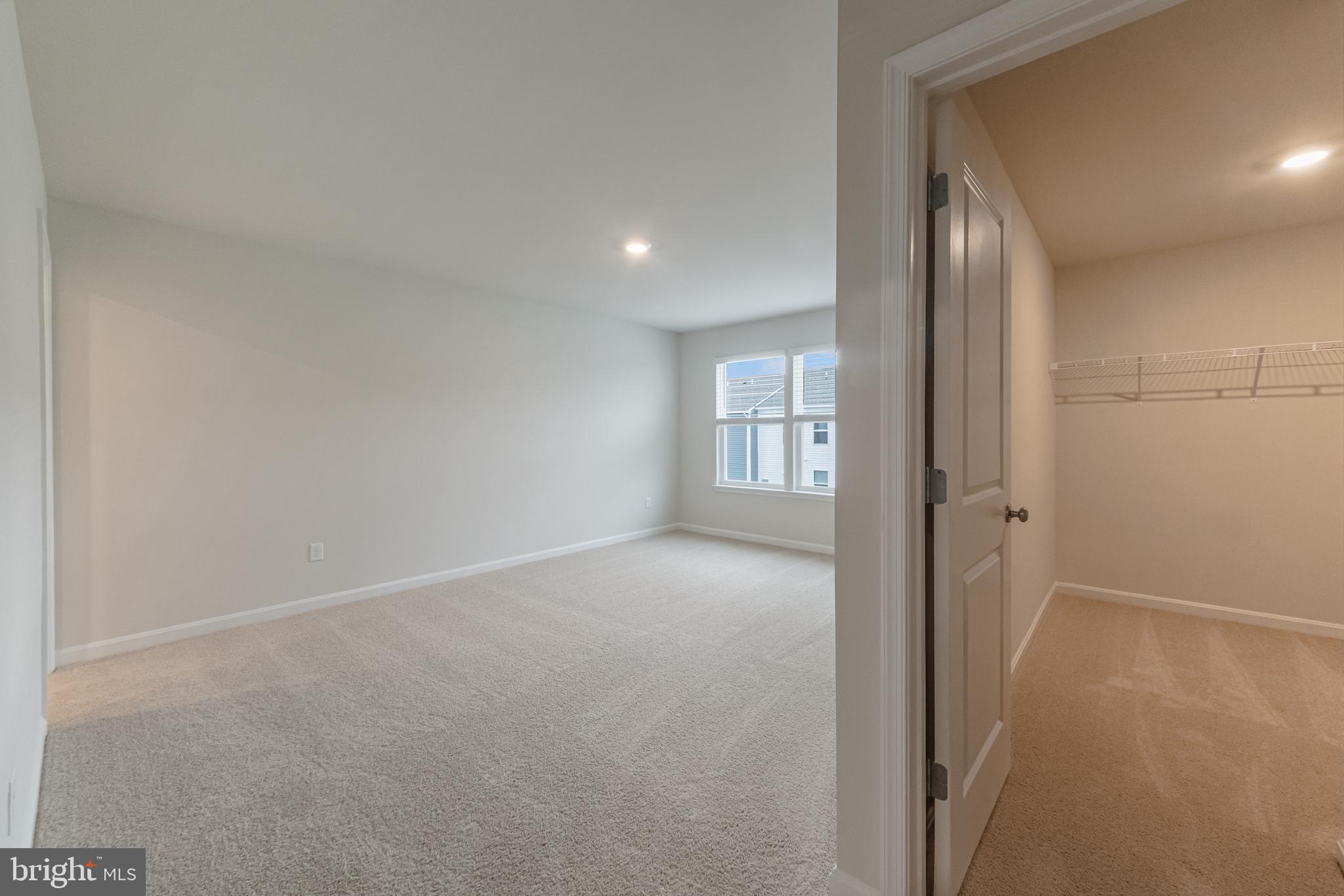 VALLEY VIEW - Residential Lease