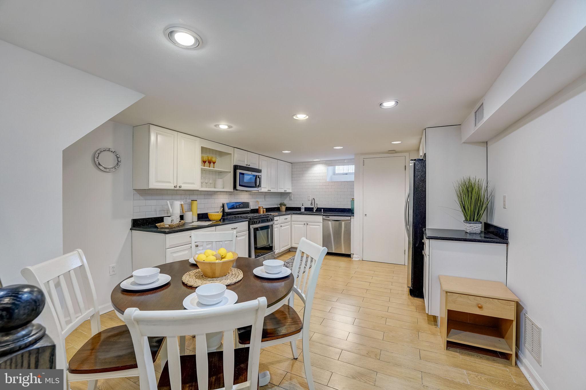 RITTENHOUSE SQUARE - Residential Lease