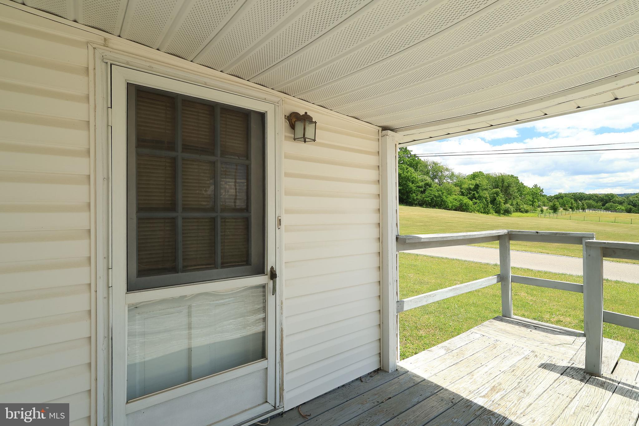 121 MULBARGER LANE