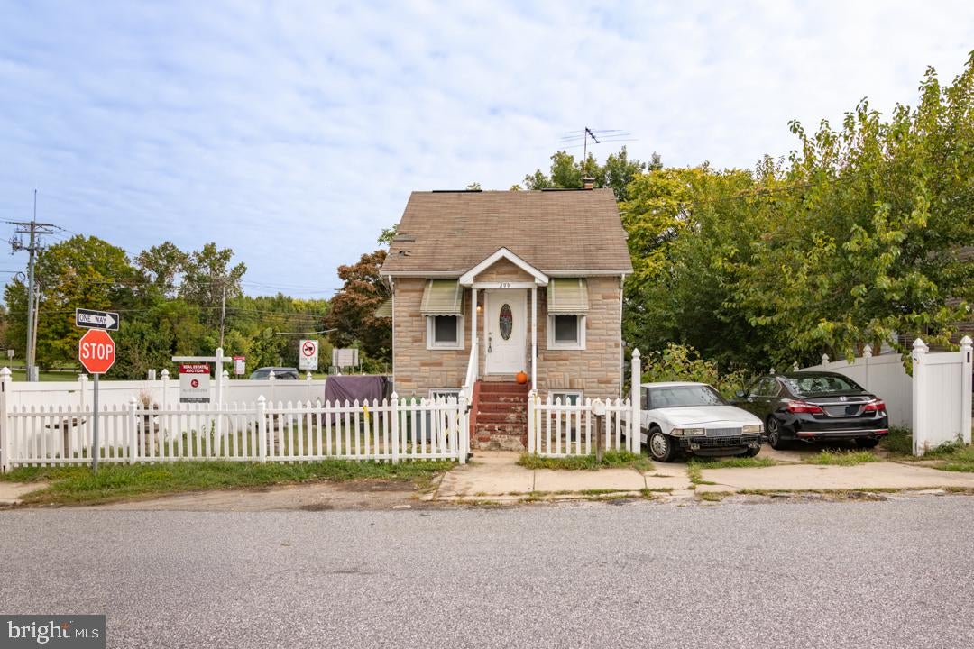 499 FAIRVIEW AVENUE