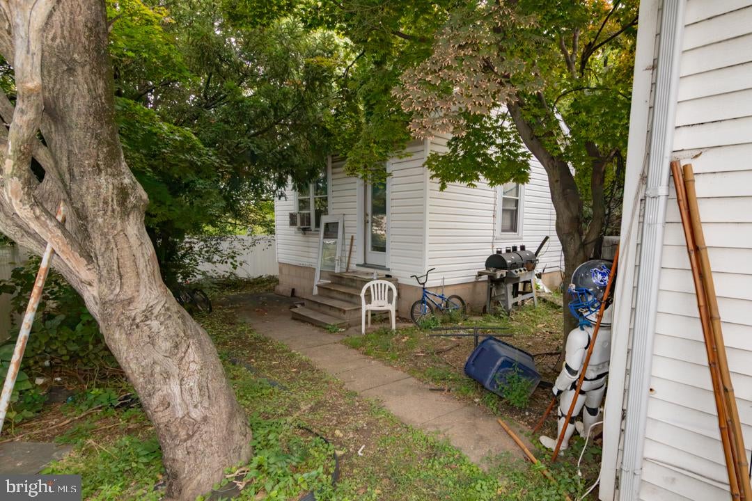 499 FAIRVIEW AVENUE