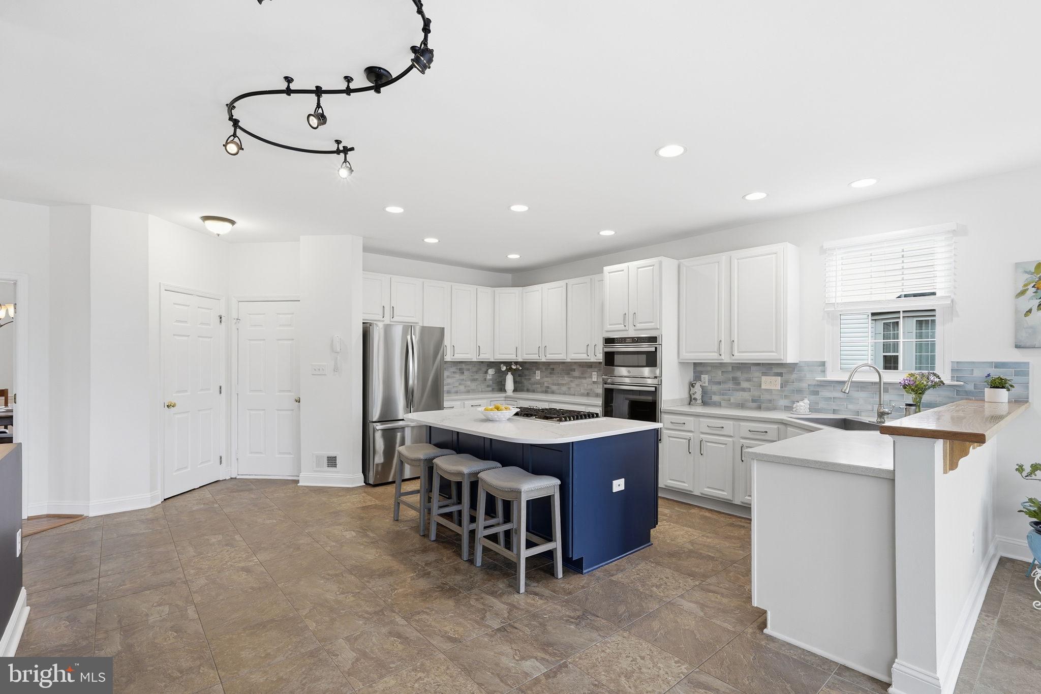 TAVISTOCK FARMS - Residential