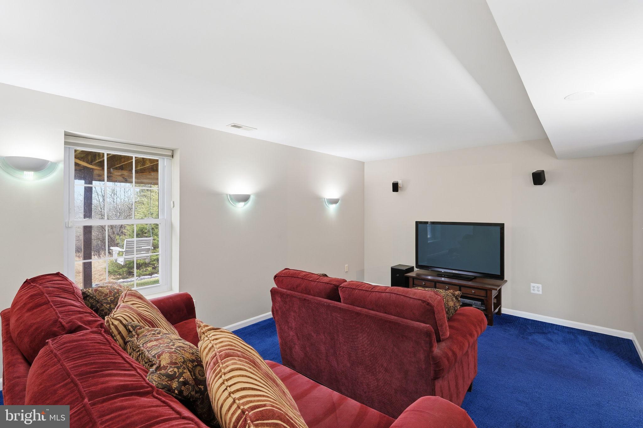 TAVISTOCK FARMS - Residential