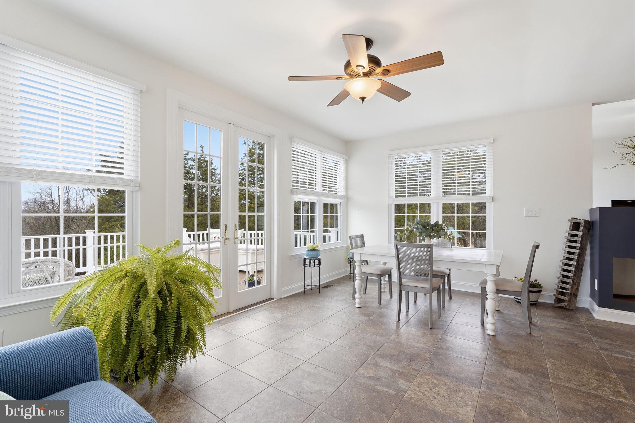 TAVISTOCK FARMS - Residential