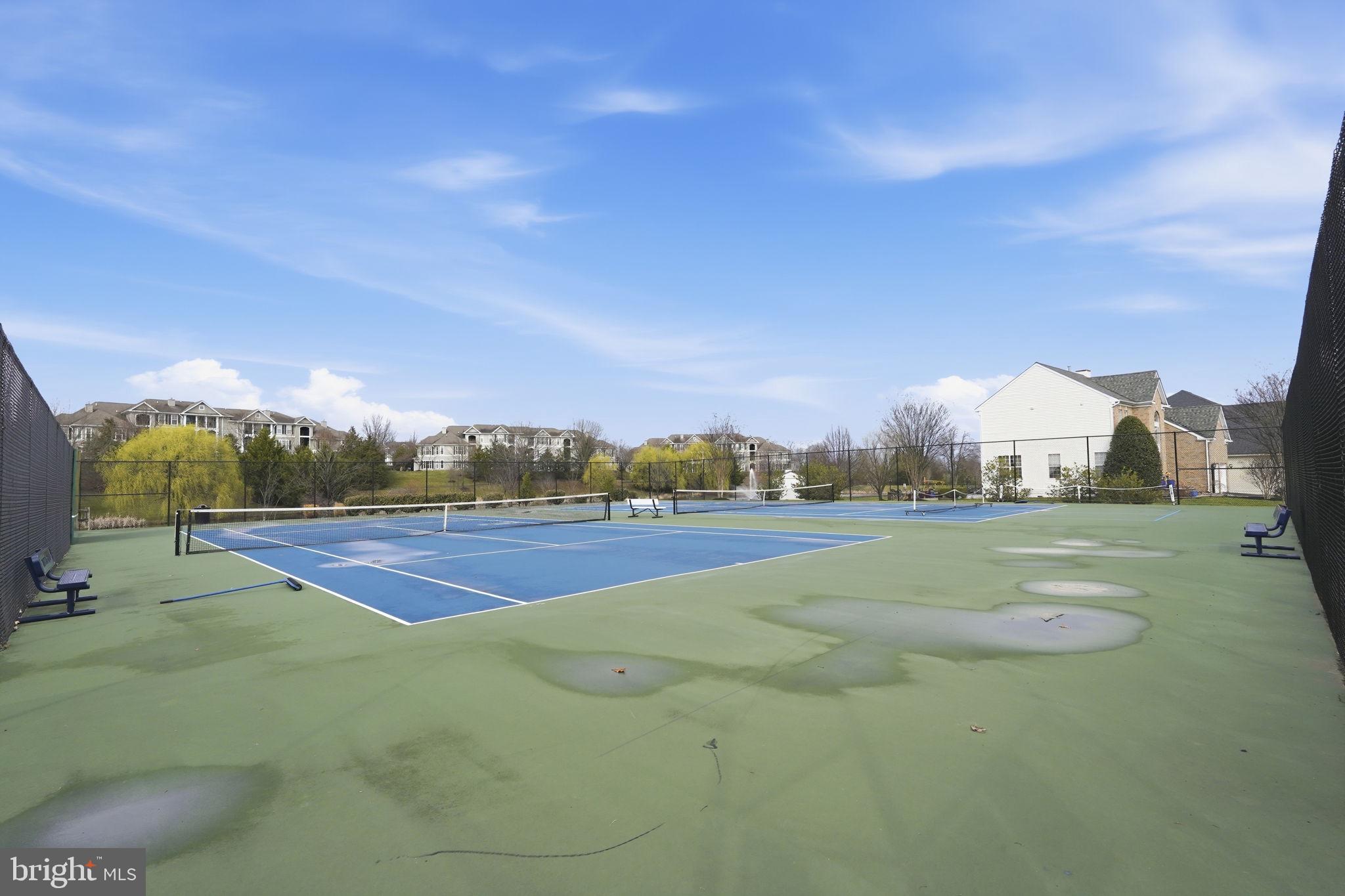 TAVISTOCK FARMS - Residential