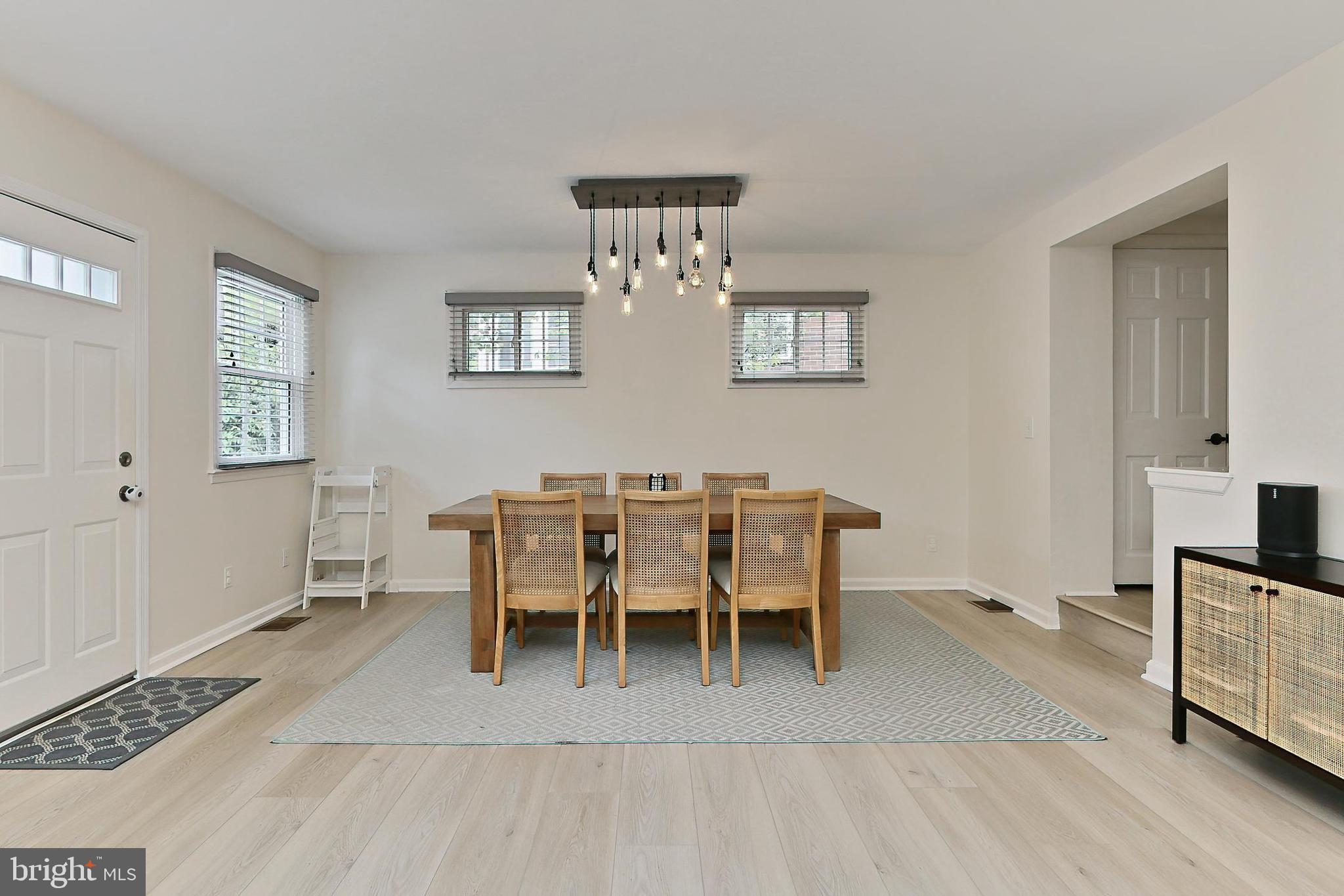 ARLINGTON FOREST - Residential