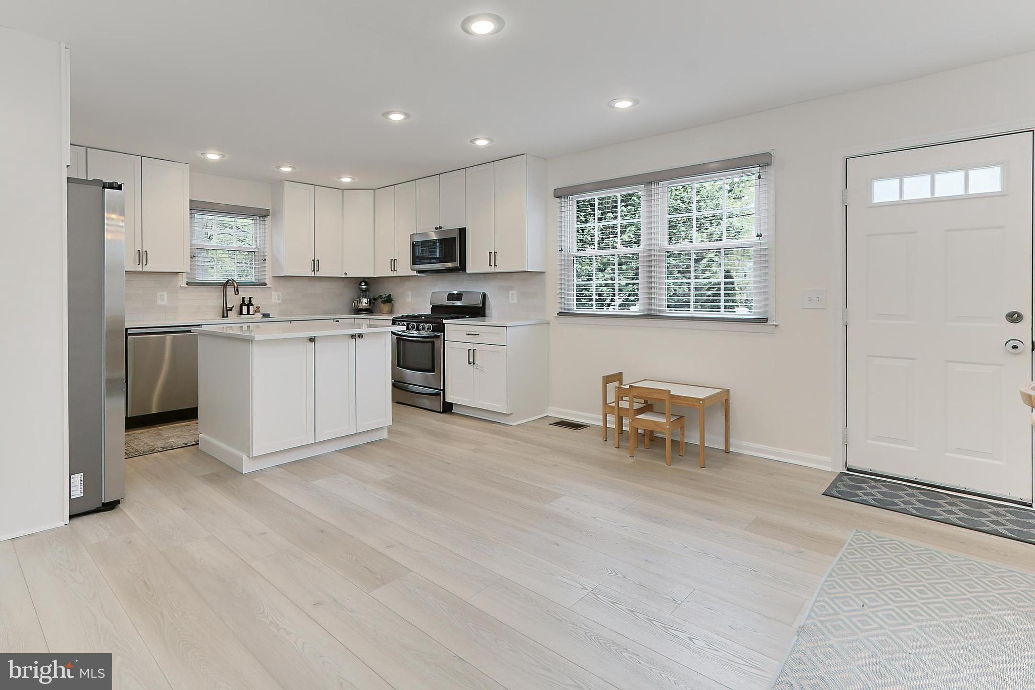 ARLINGTON FOREST - Residential