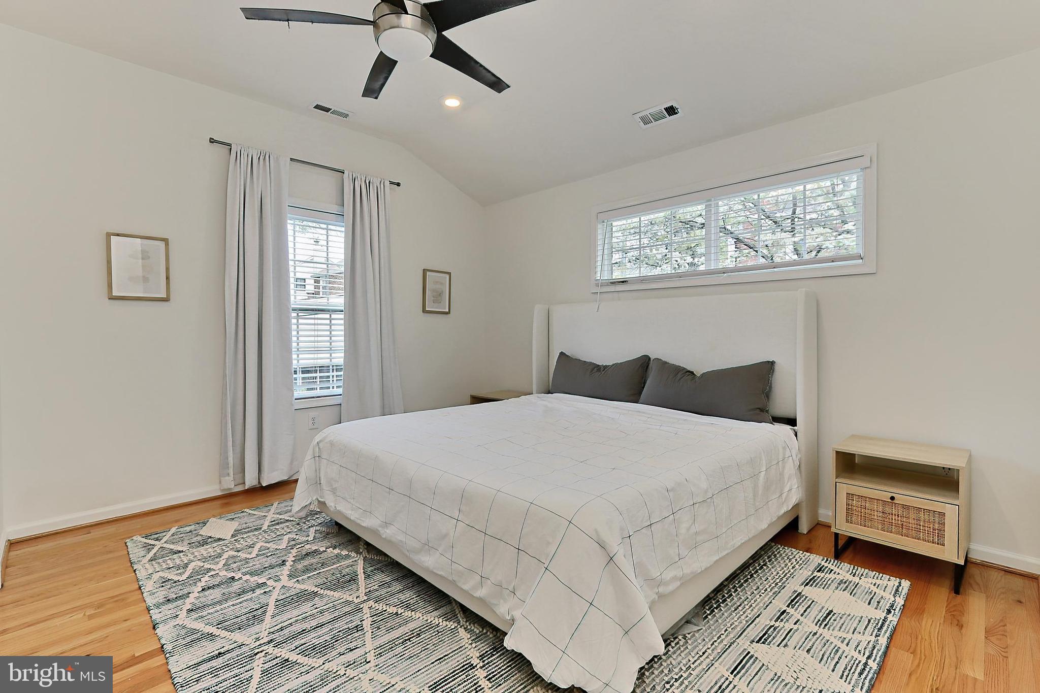 ARLINGTON FOREST - Residential