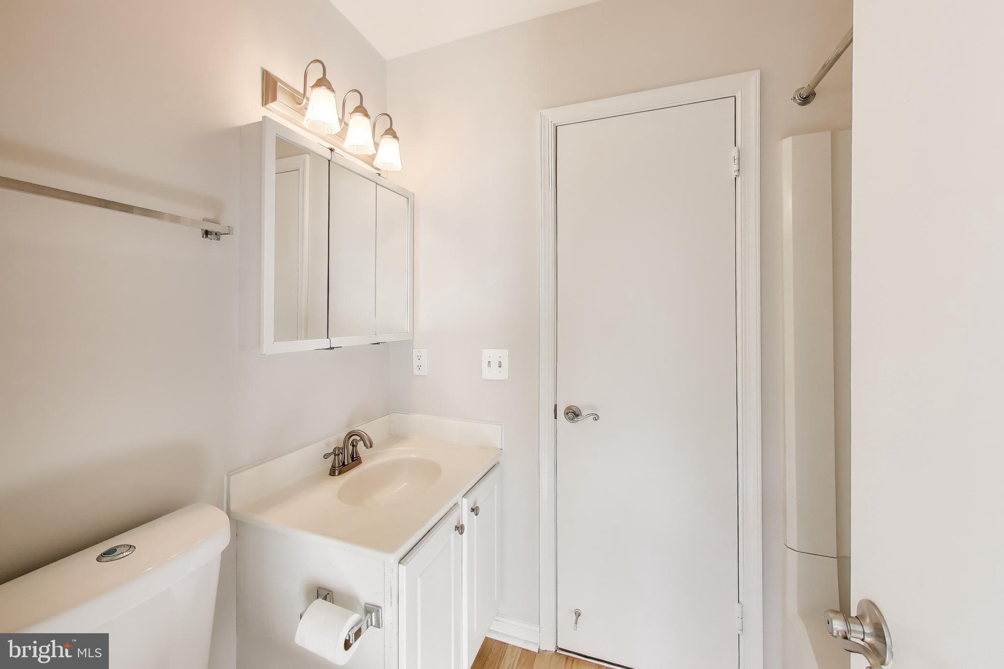 ROSEWOOD - Residential Lease