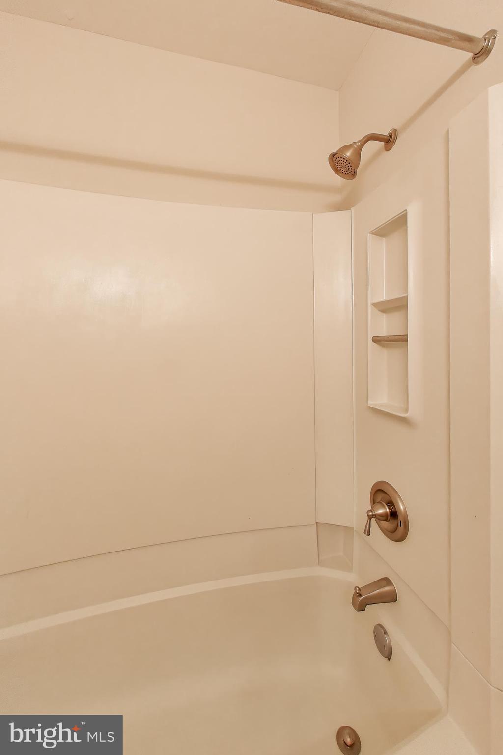 ROSEWOOD - Residential Lease