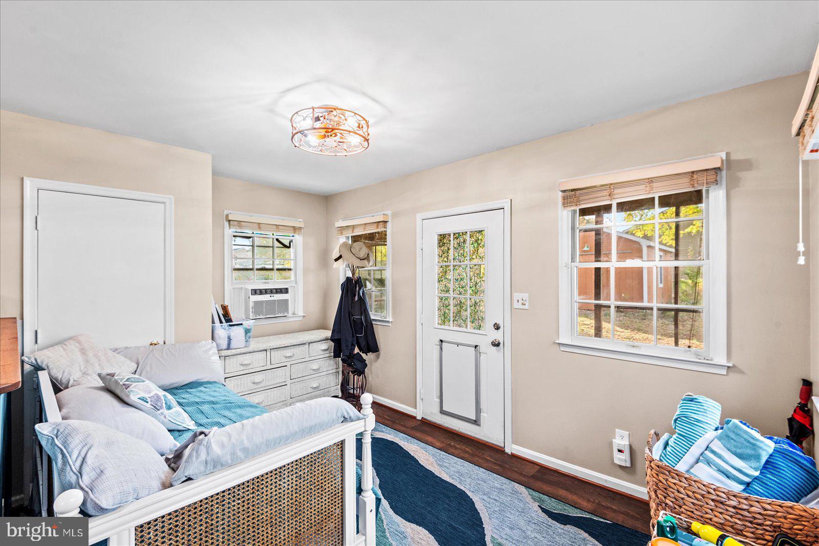 THE POINT - Residential