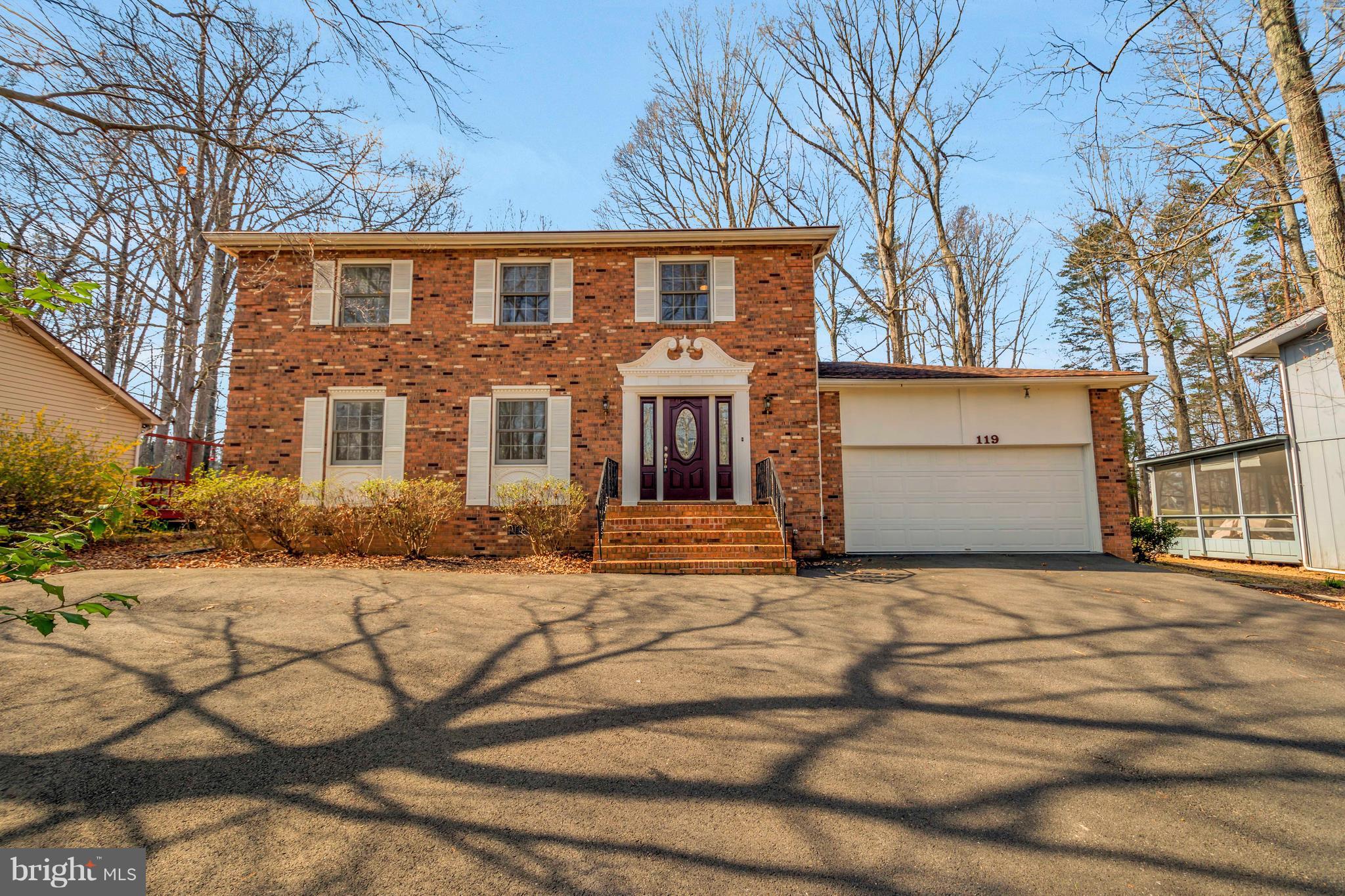 LAKE OF THE WOODS - Residential