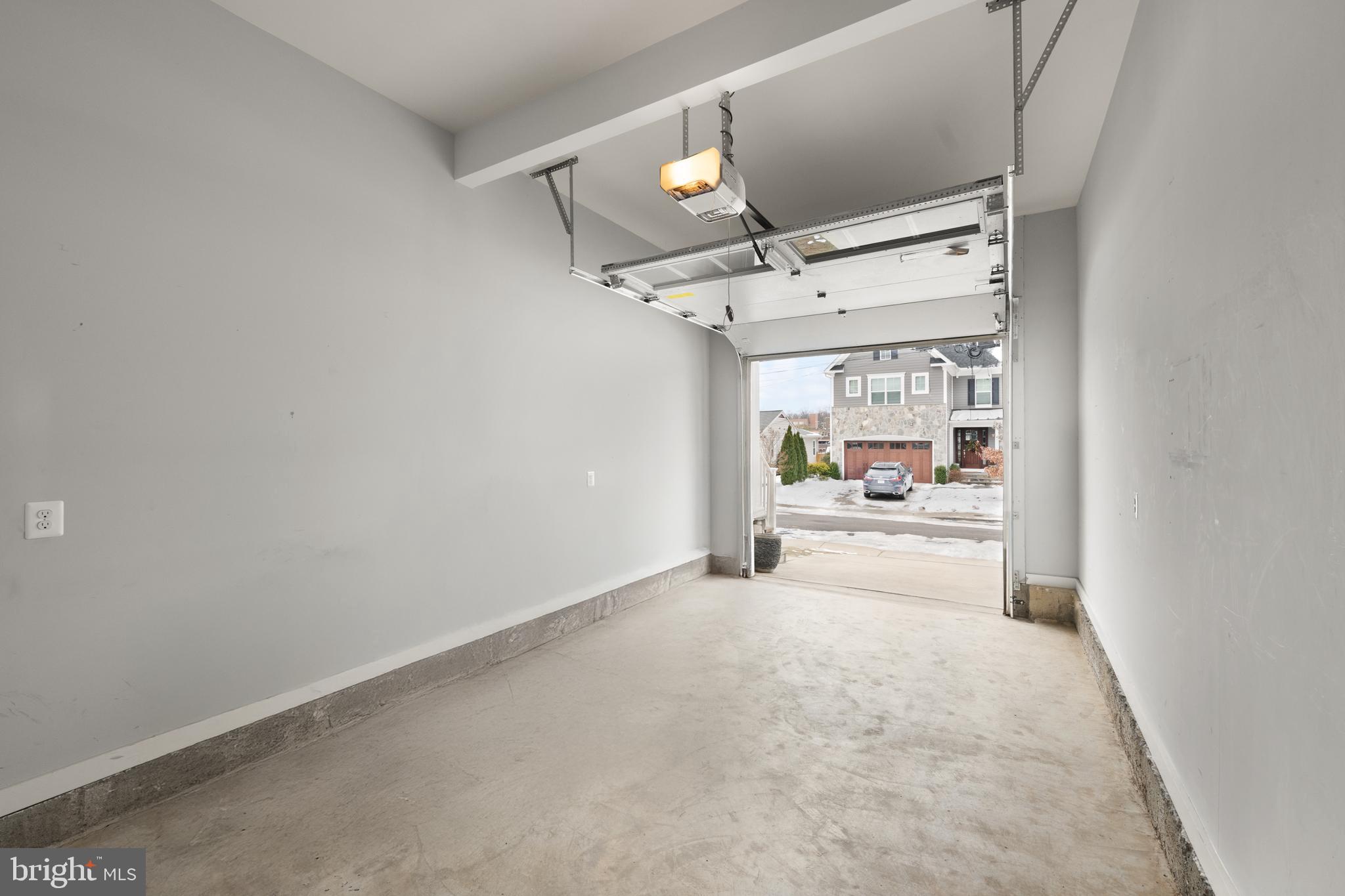 HIGHVIEW PARK - Residential