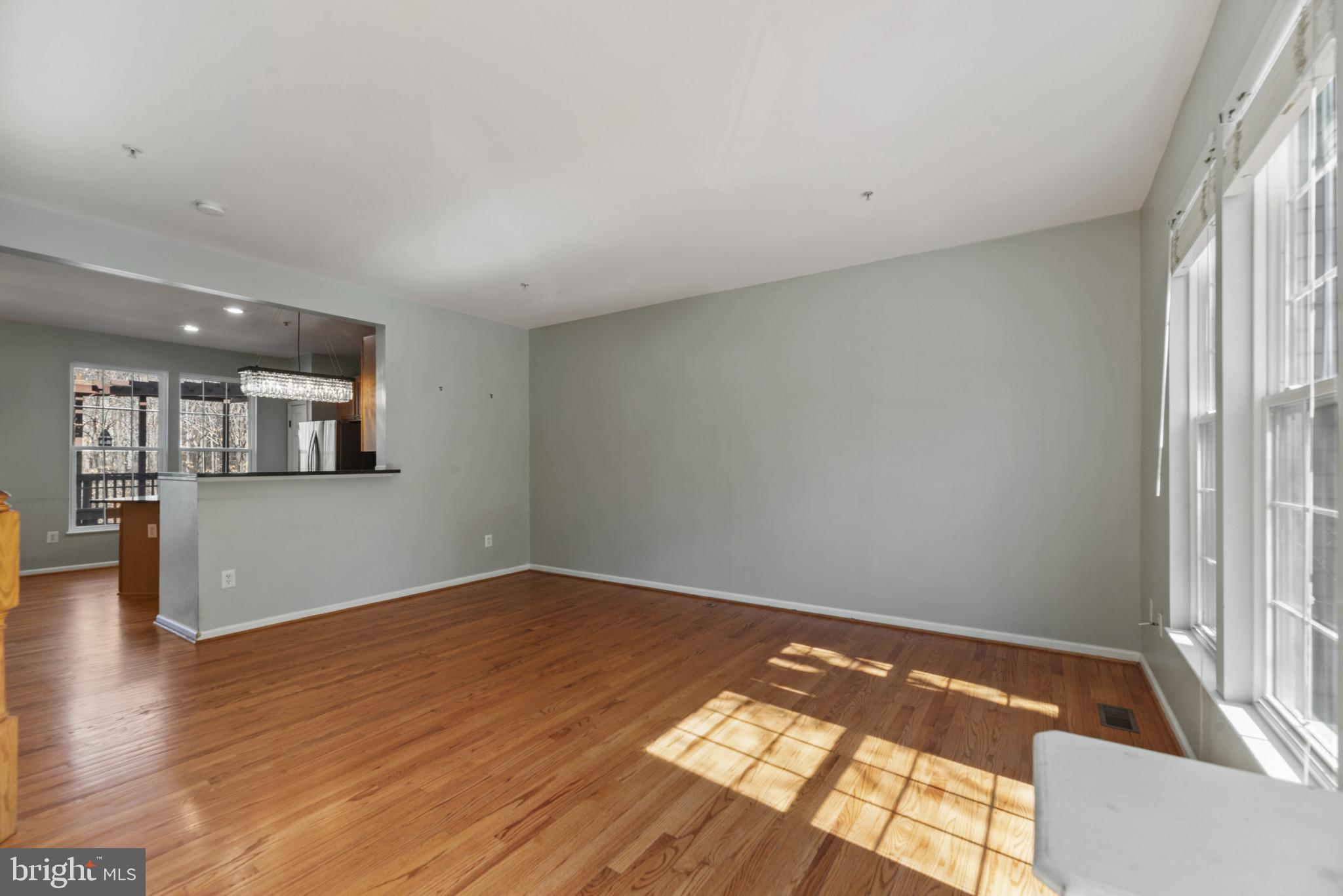 HAMMONDS OVERLOOK - Residential