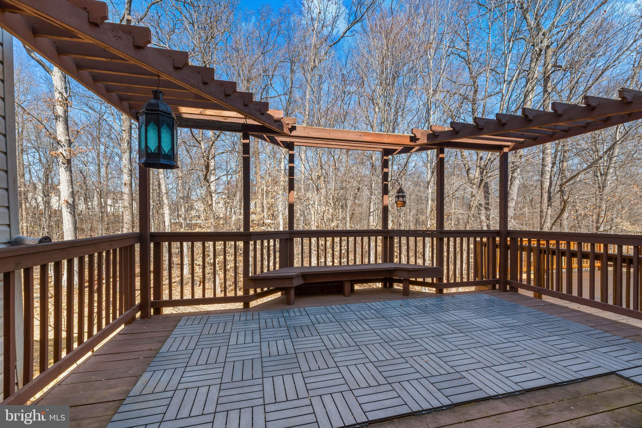 HAMMONDS OVERLOOK - Residential